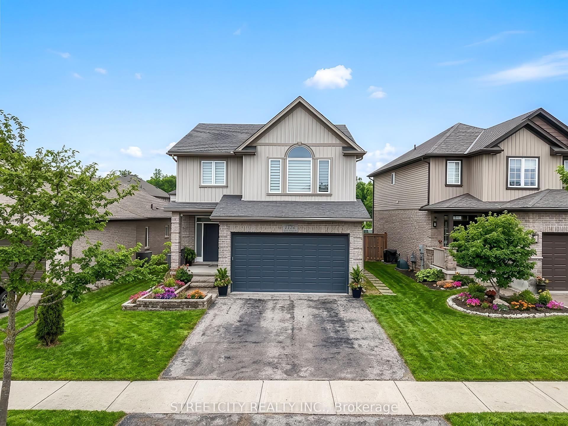 1126 NORTH WENIGE Drive — photo 1