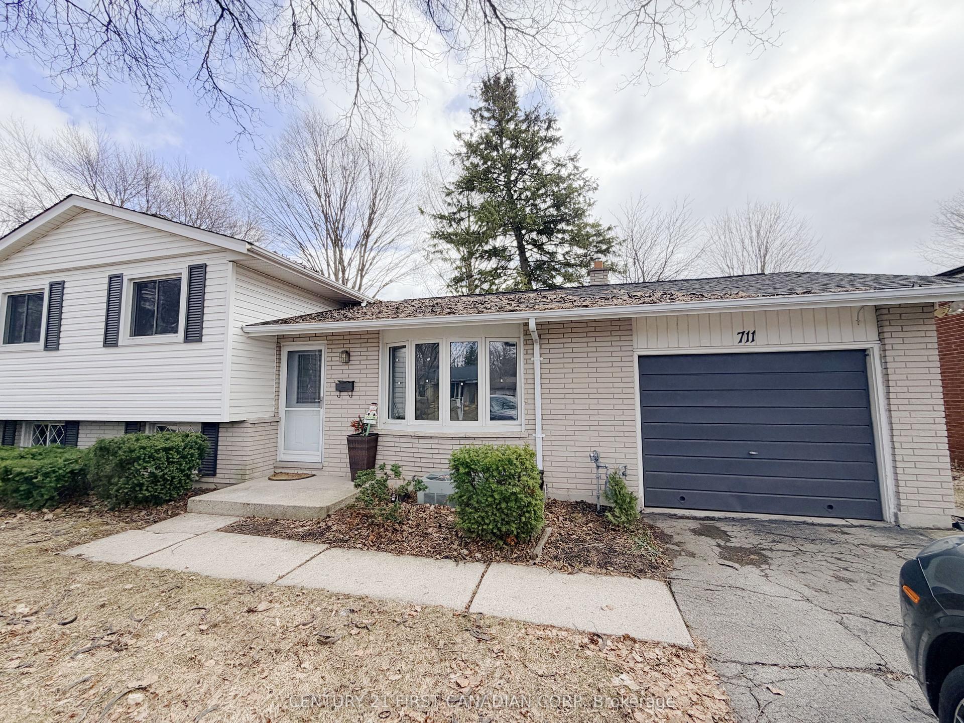 711 Algoma Avenue Upper Level #Upper Level — photo 1