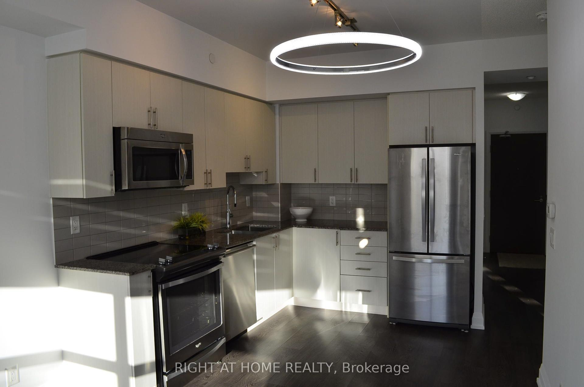 7900 Bathurst Street 323 #323, Vaughan — Condo for sale, photo 1