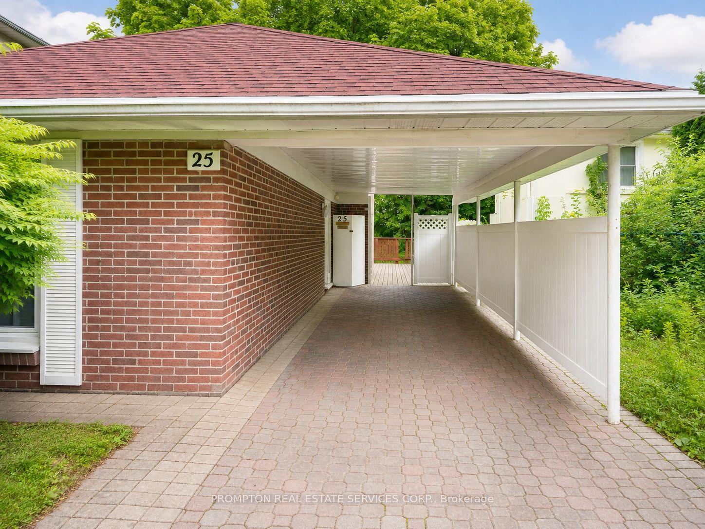 25 Lehar Crescent, Toronto — Detached for sale, photo 1