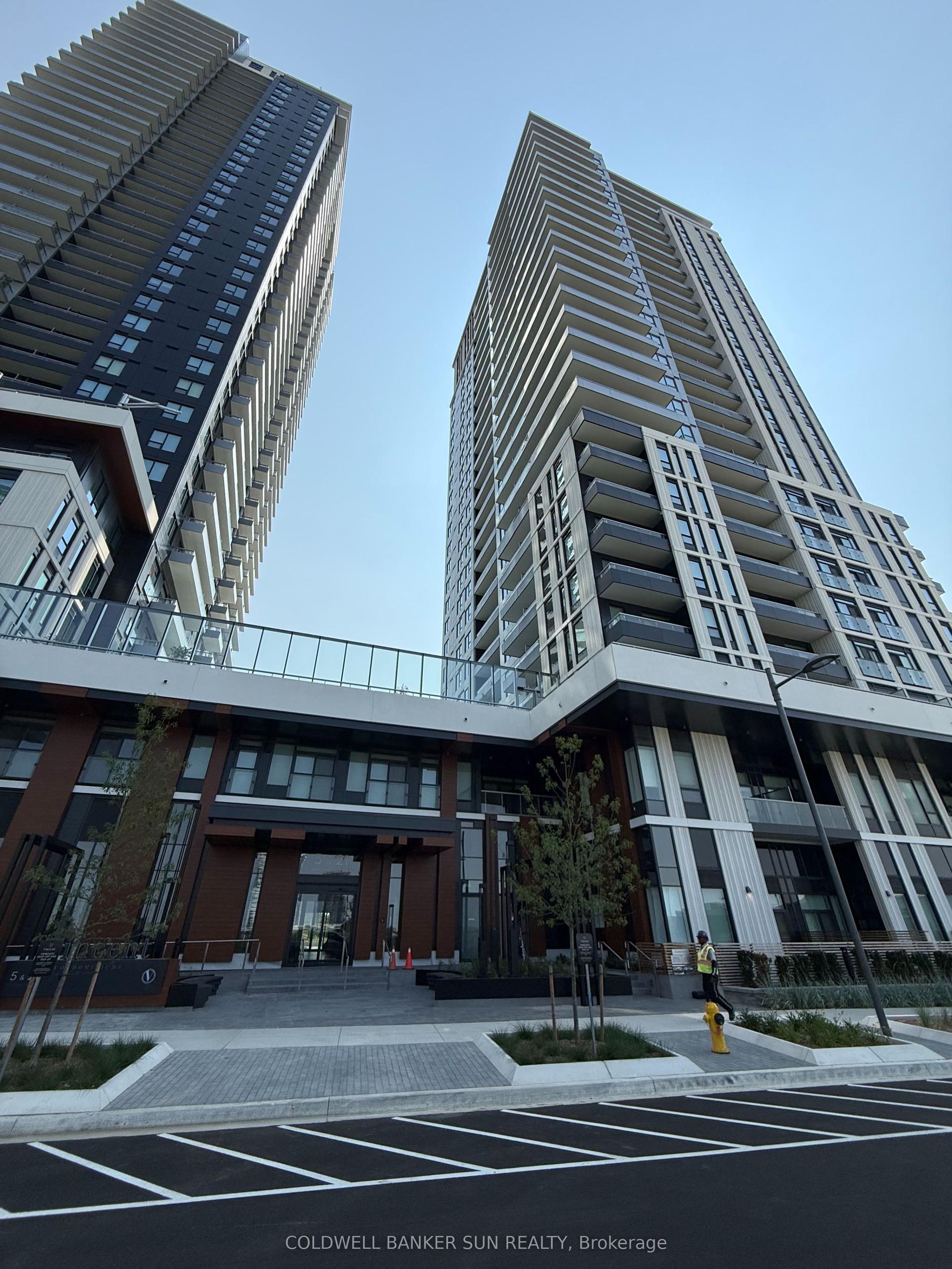 21 Meadowvale Road 426 #426, Vaughan — Condo for lease, photo 1