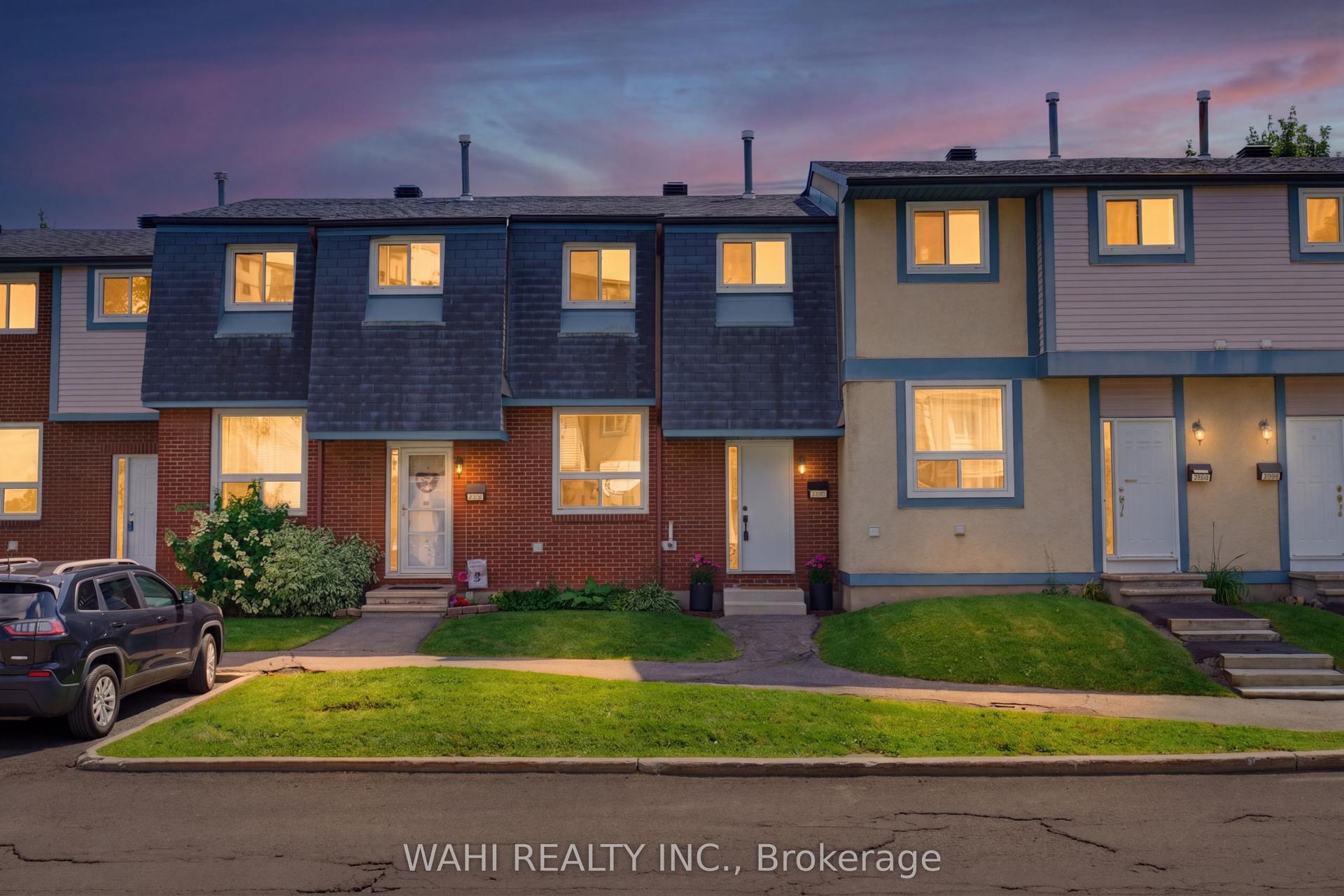3400 Paul Anka Drive 86 #86, Hunt Club - Windsor Park Village and Area — Condo Town for sale, photo 1