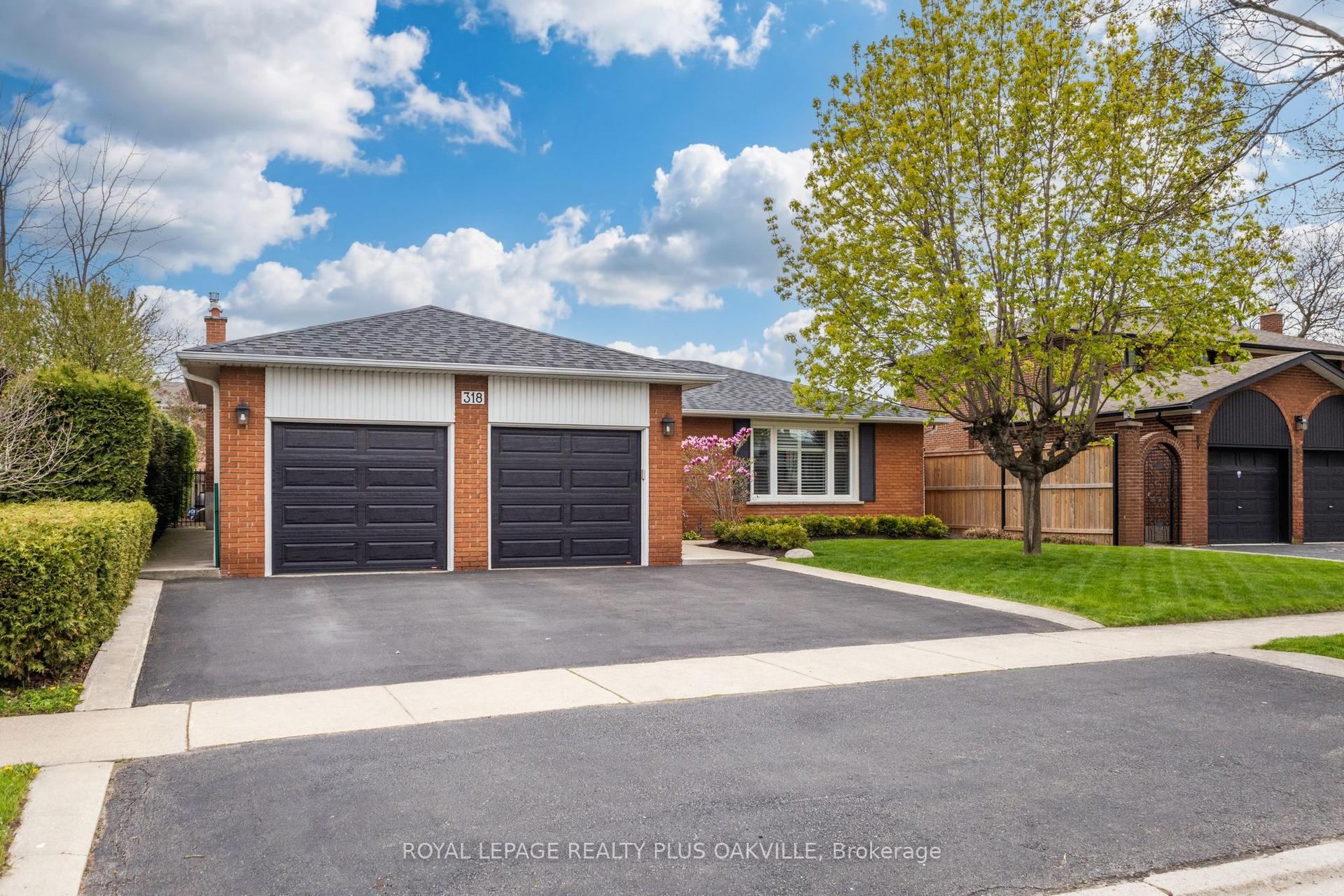 318 Mary Street — photo 1