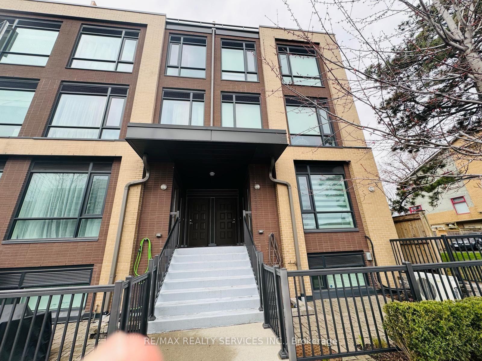 639 Lawrence Avenue W 321 #321, Toronto — Condo Town for lease, photo 1