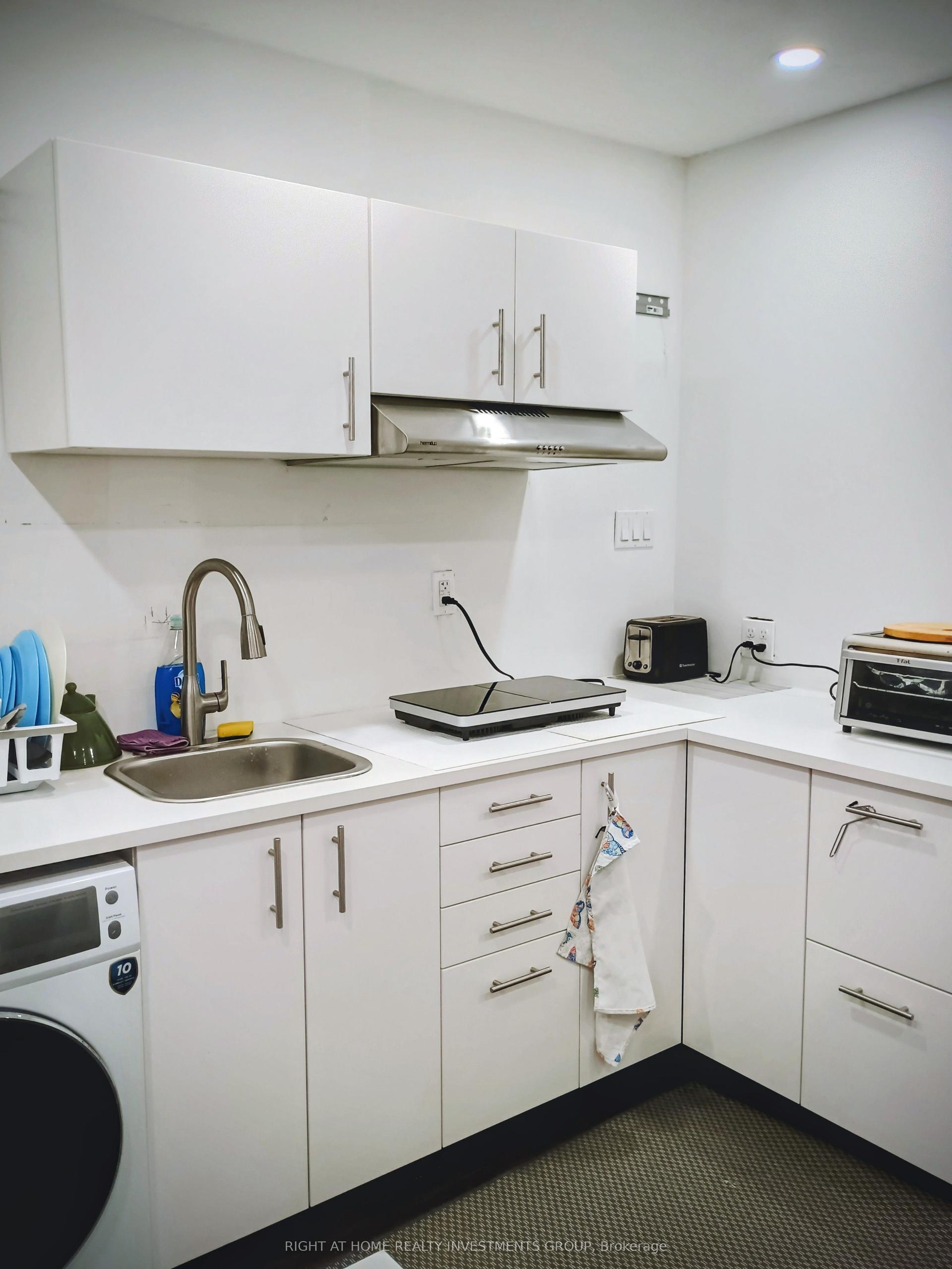 31 Barletta Drive 1 #1, Vaughan — Detached for lease, photo 1