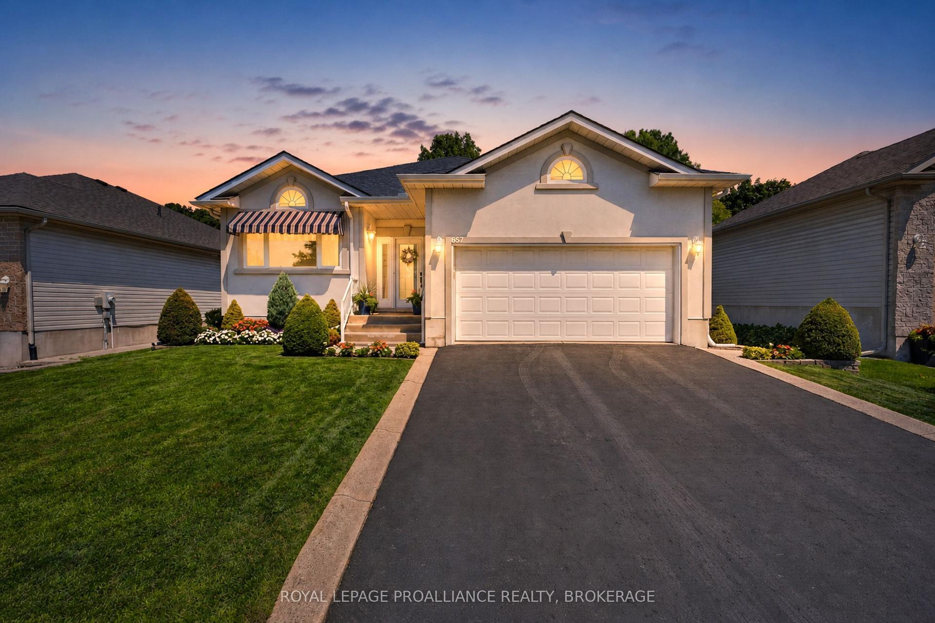 657 Roosevelt Drive, Kingston — Detached for sale, photo 1