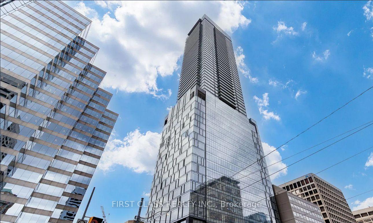 488 University Avenue 3916 #3916, Toronto — Condo for lease, photo 1
