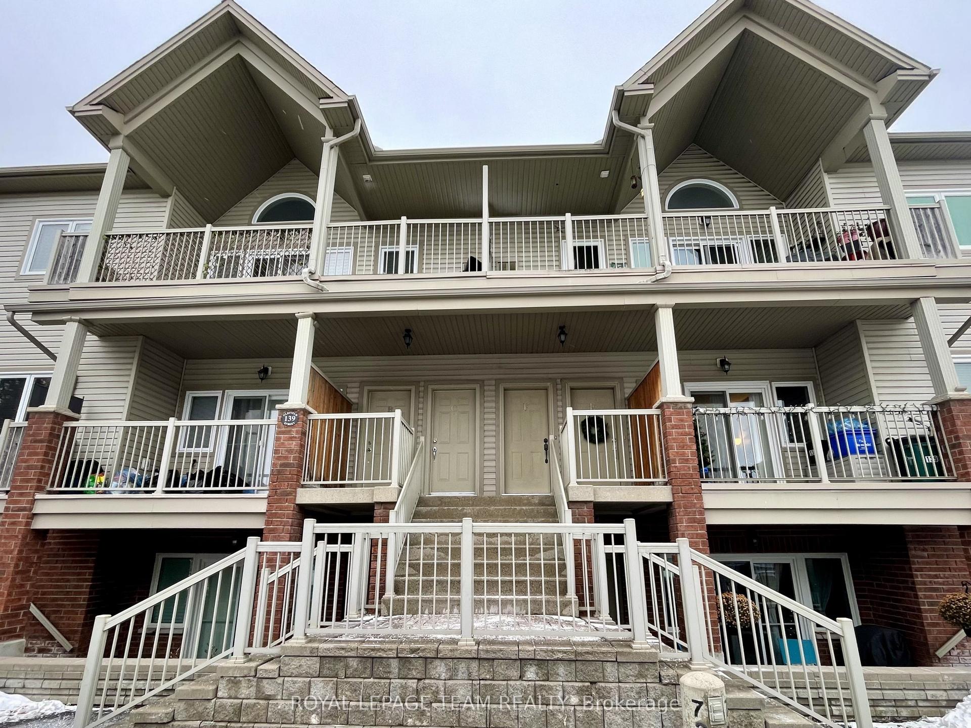 139 Oldfield Street B #B, Barrhaven — Condo Town for lease, photo 1