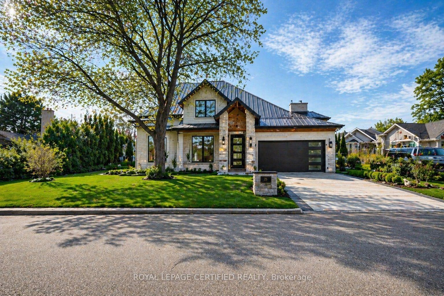 1348 Hollyrood Avenue — photo 1