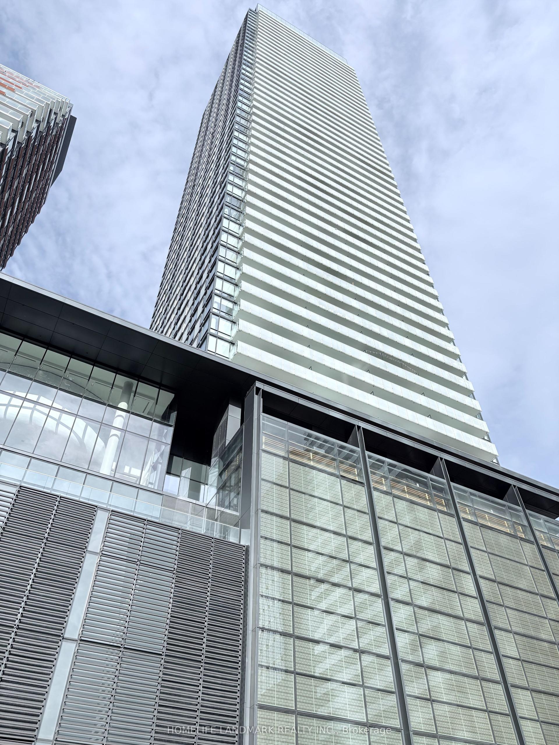 501 Yonge Street 2001 #2001 — photo 1
