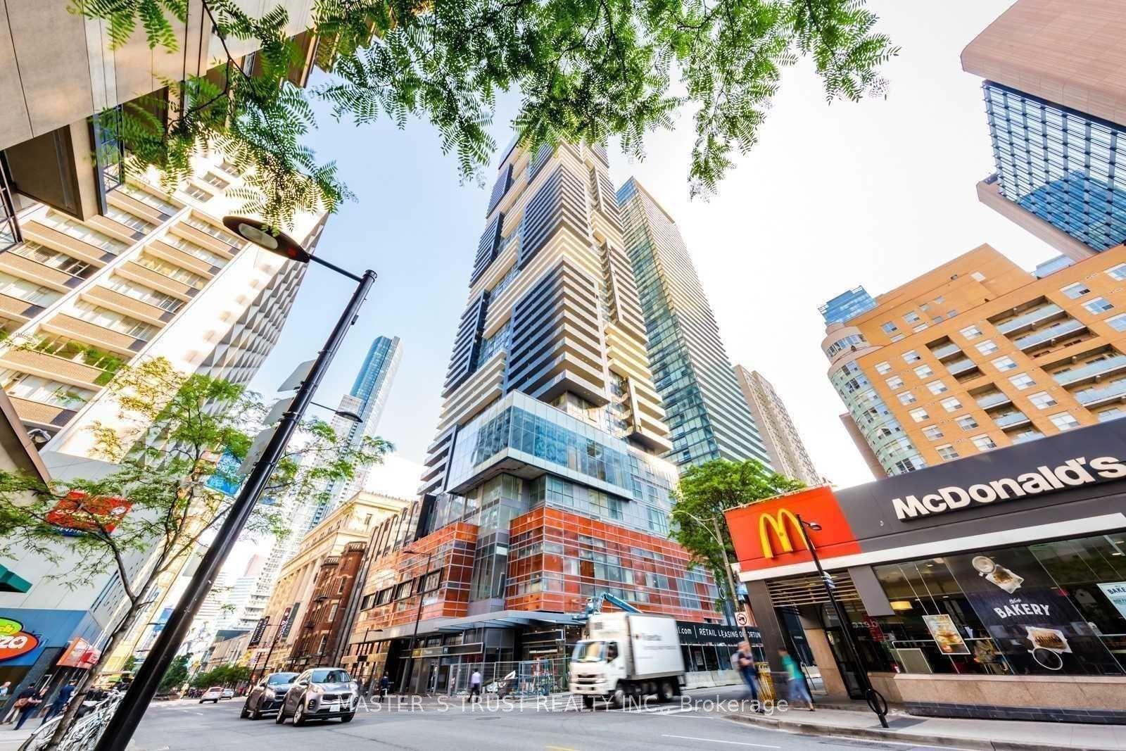 7 Grenville Street 1601 #1601, Toronto — Condo for lease, photo 1