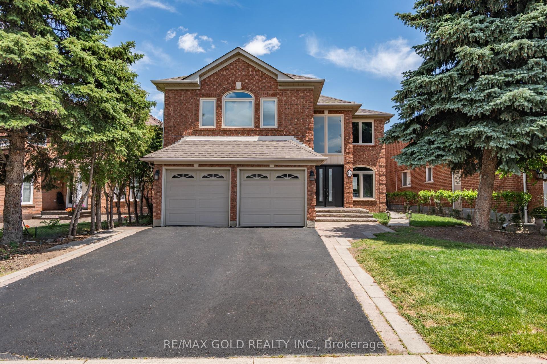 19 Eagleridge Drive — photo 1