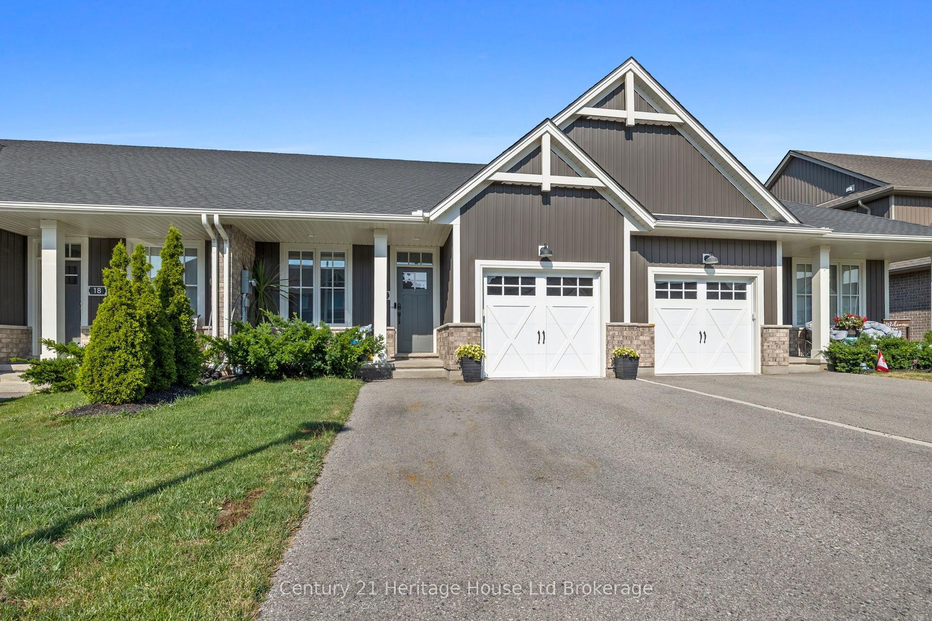 16 Huntley Avenue, Tillsonburg — Townhouse for sale, photo 1
