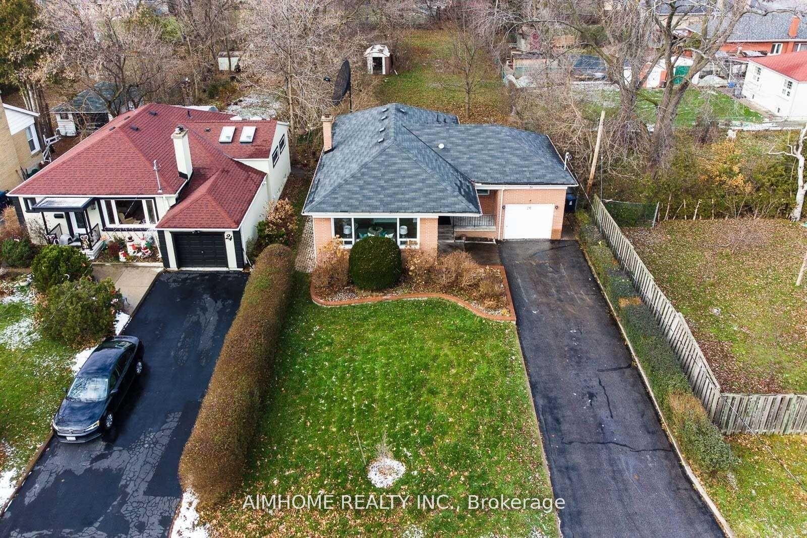 26 Frances Crescent — photo 1