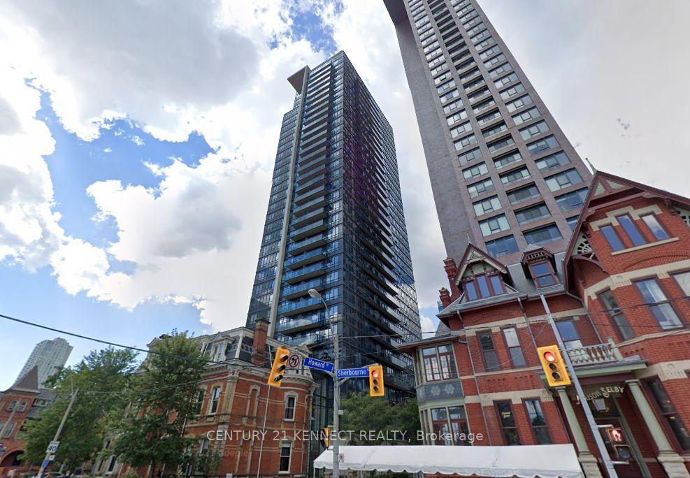 28 Linden Street 2305 #2305, Toronto — Condo for lease, photo 1