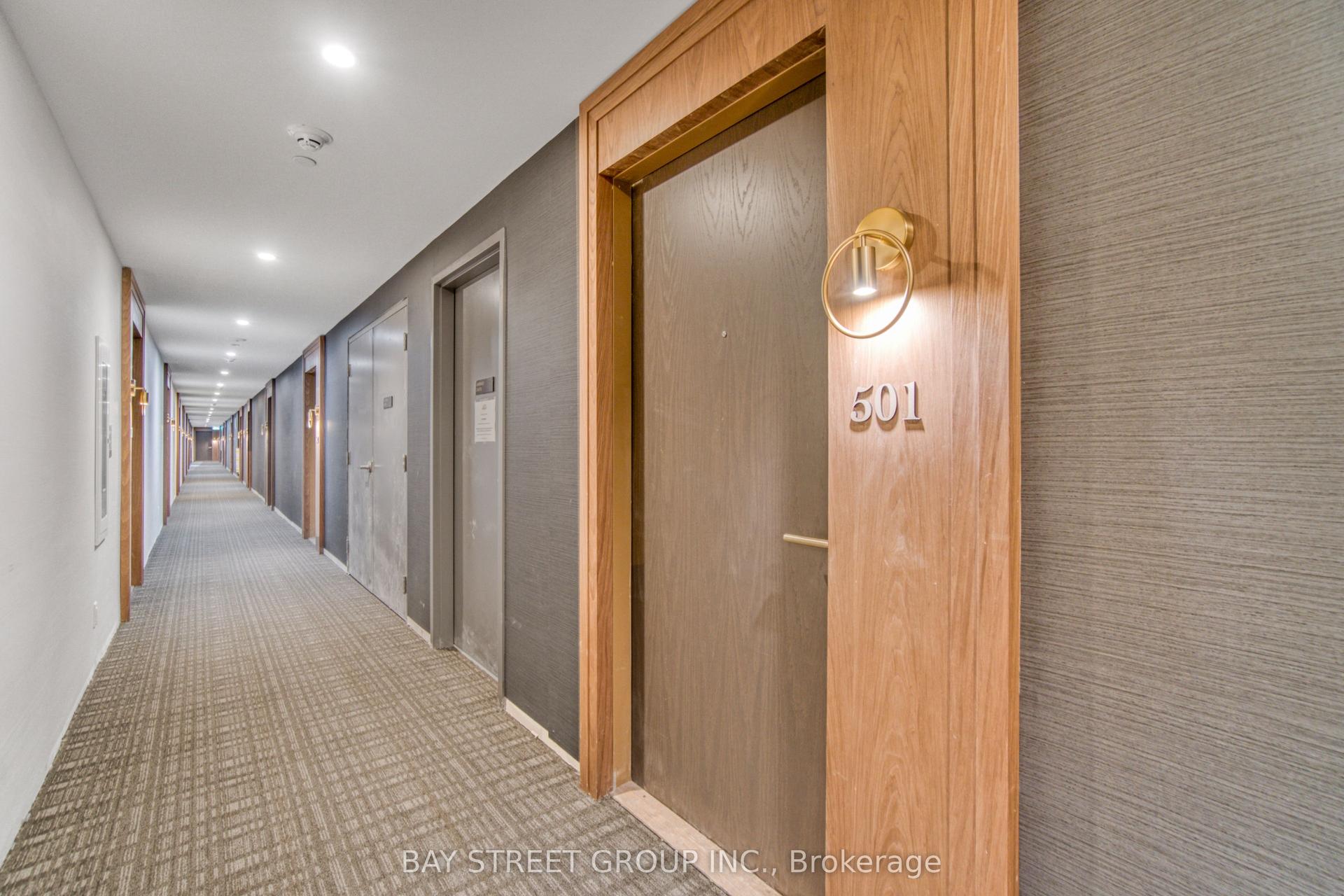 6 greenbriar Road — photo 1