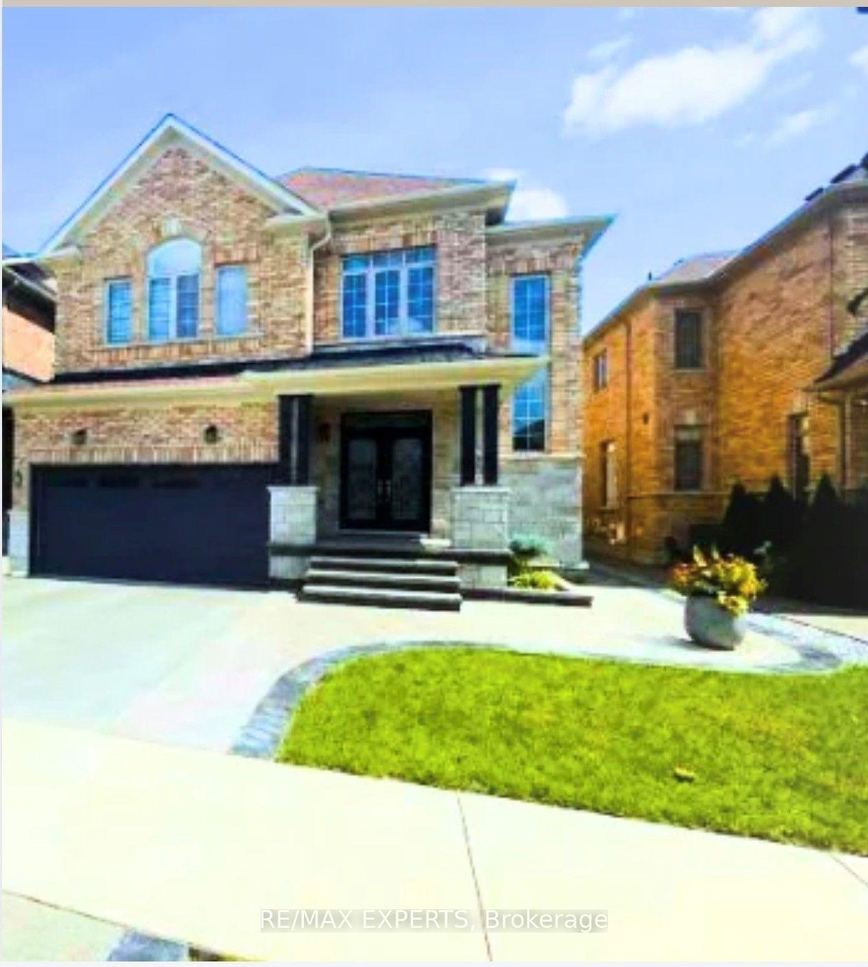 43 Lewis Avenue — photo 1