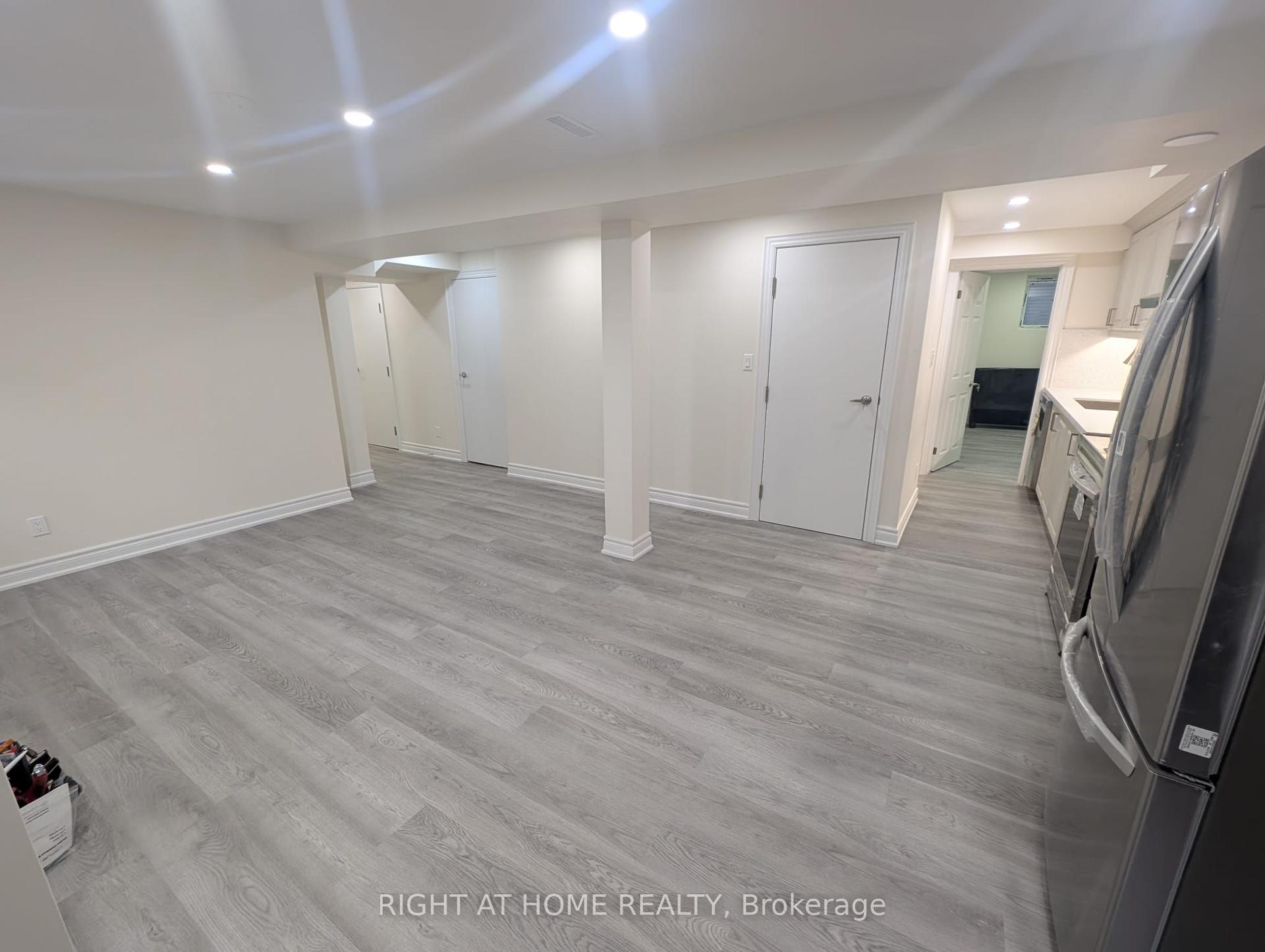 8 Mantell Crescent Bsmt #Bsmt, Ajax — Detached for lease, photo 1