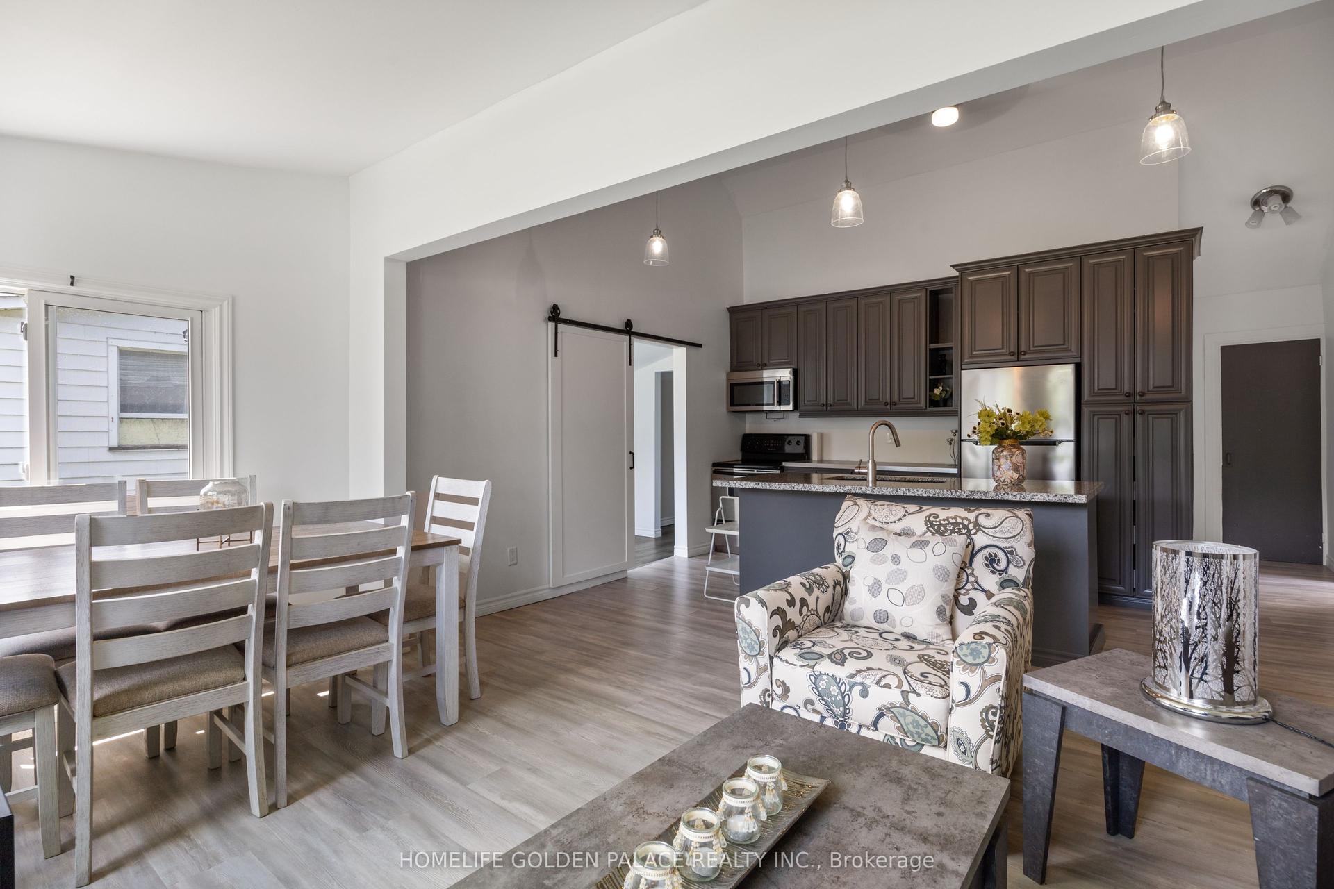 194 Beach Road, Georgina — Detached for lease, photo 1