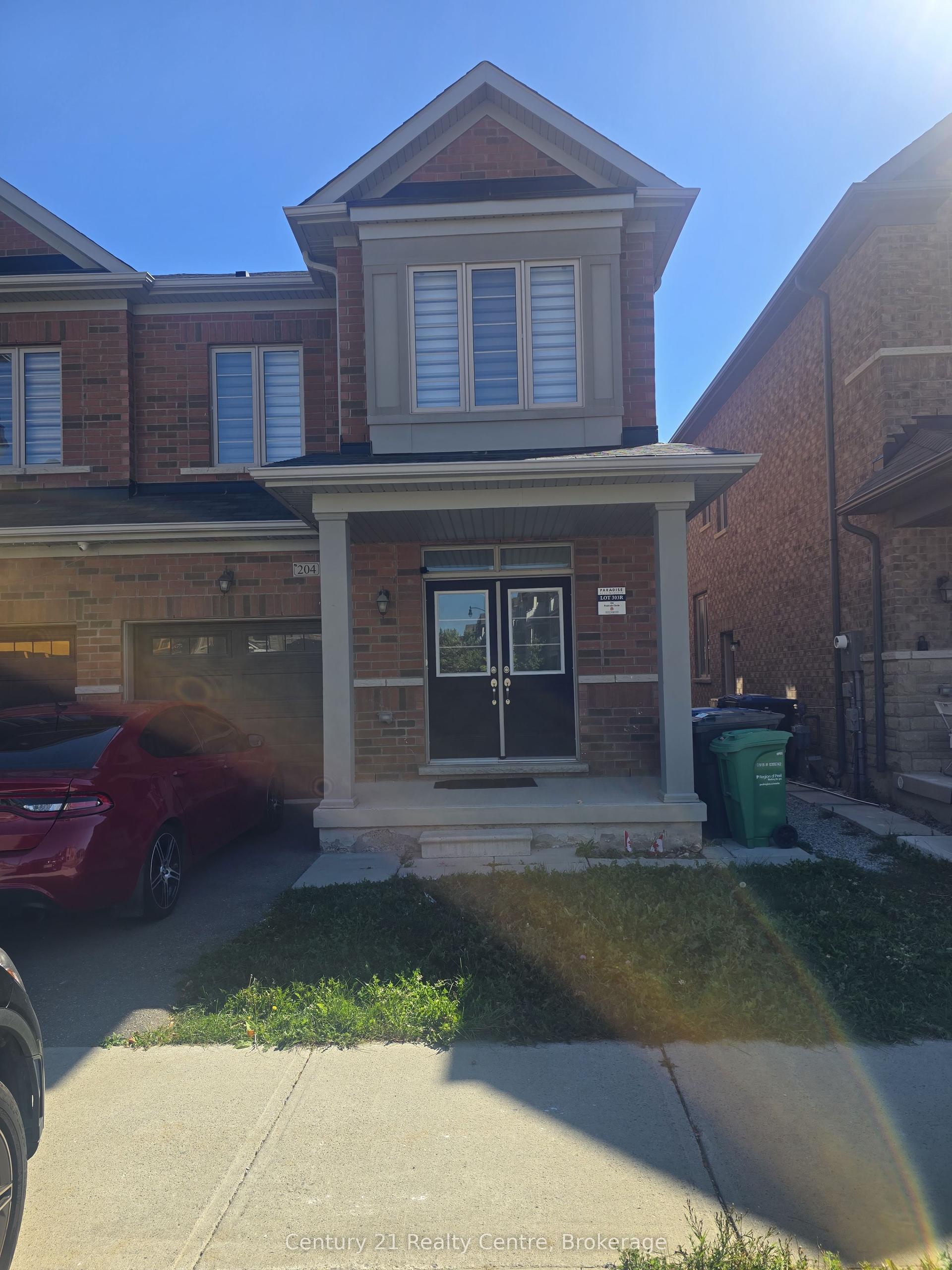 204 Fruitvale Circle, Brampton — Semi-Detached for lease, photo 1