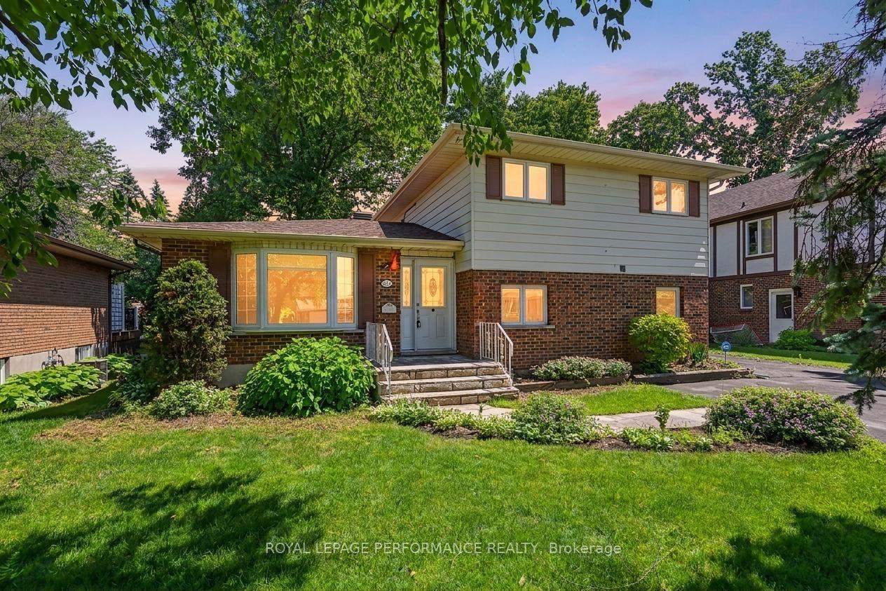 577 Lynwood Drive — photo 1