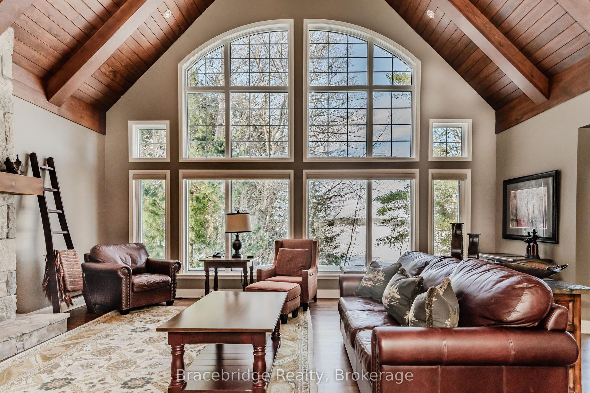 3876 Muskoka Rd 118 Highway W Water's Edge W1 #Water's Edge W1 — photo 1