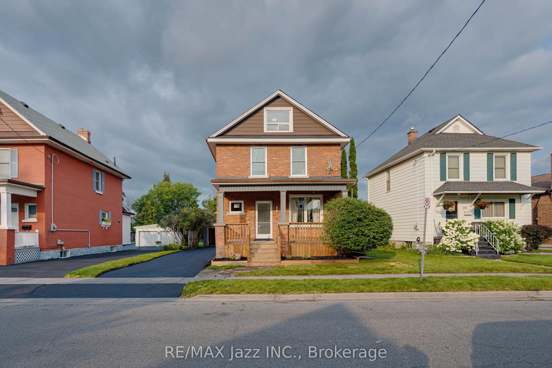 151 Burk Street, Oshawa — Detached for sale, photo 1