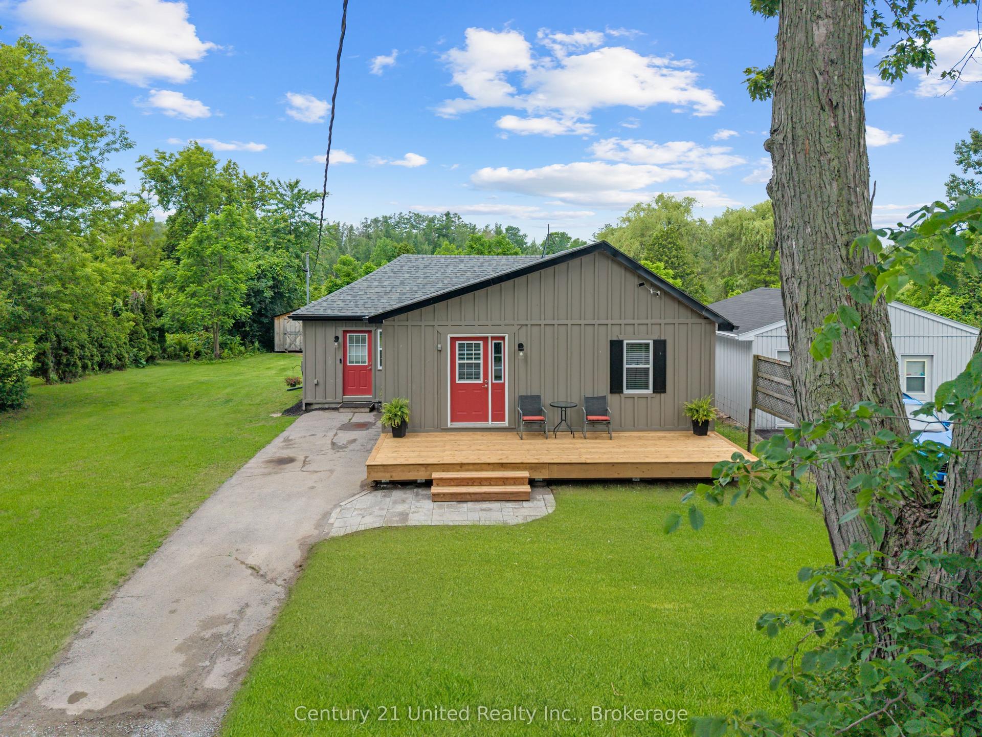 5402 Young Street — photo 1