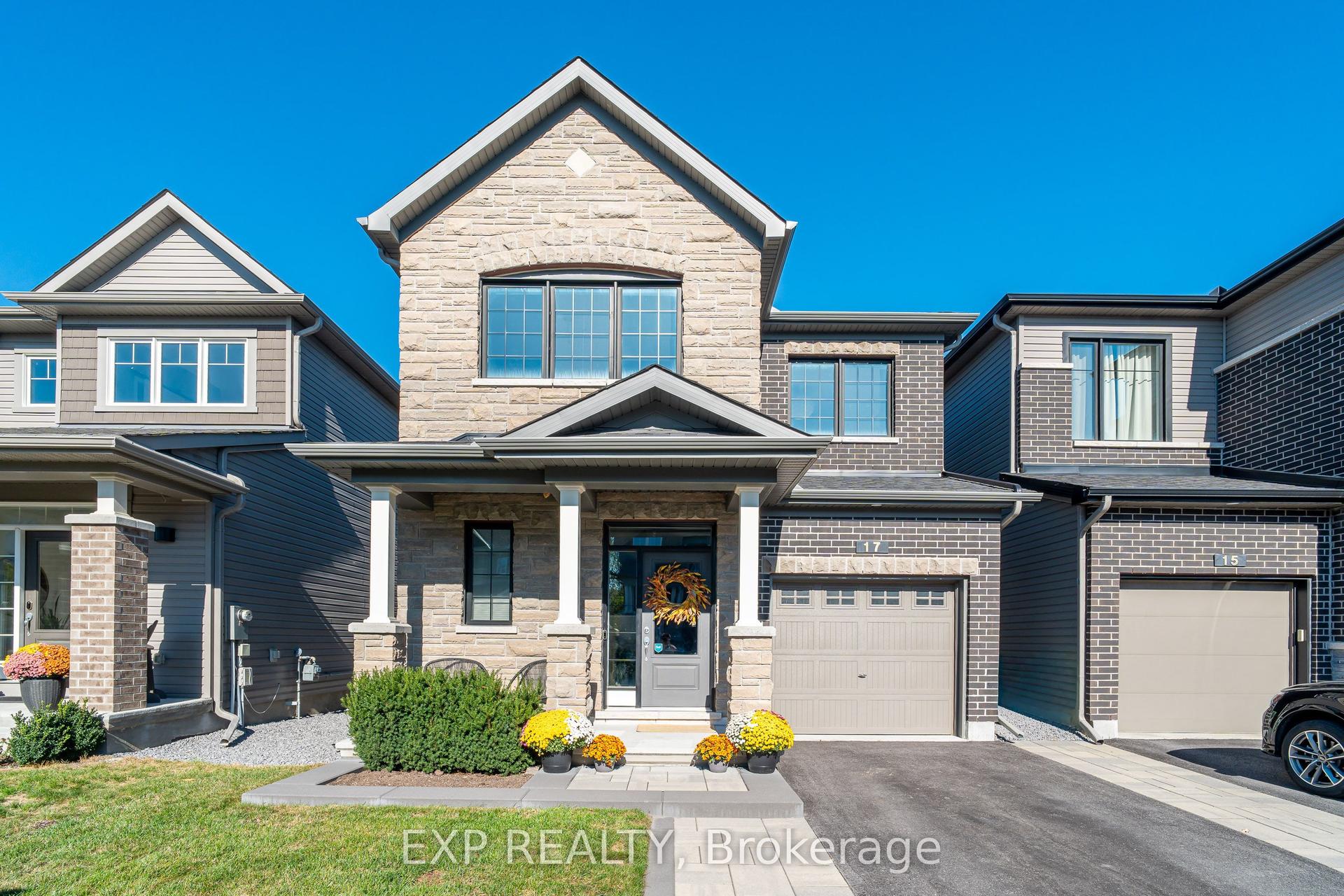 17 Allan Moore Place, Stittsville - Munster - Richmond — Detached for sale, photo 1