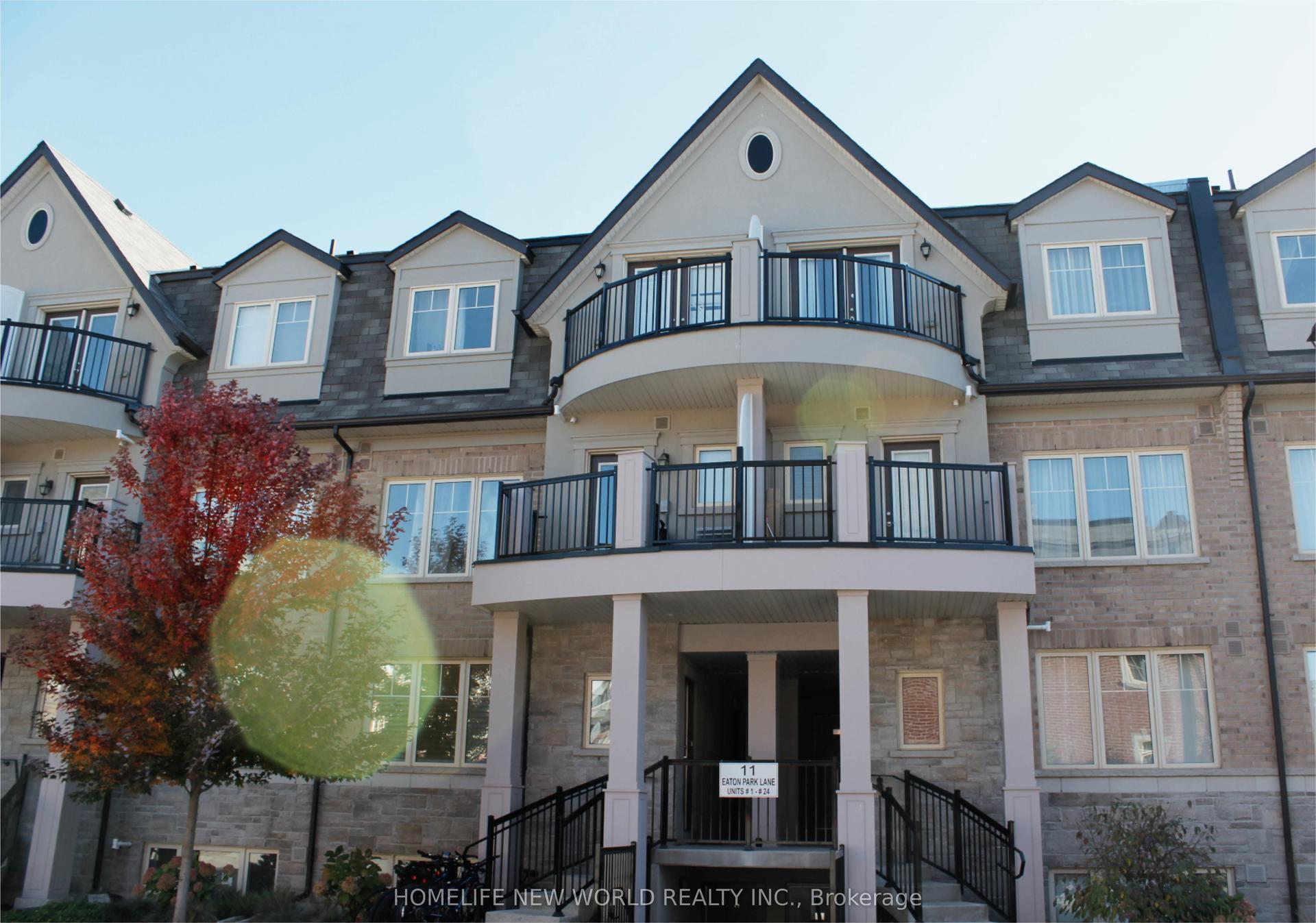 11 Eaton Park Lane 15 #15 — photo 1