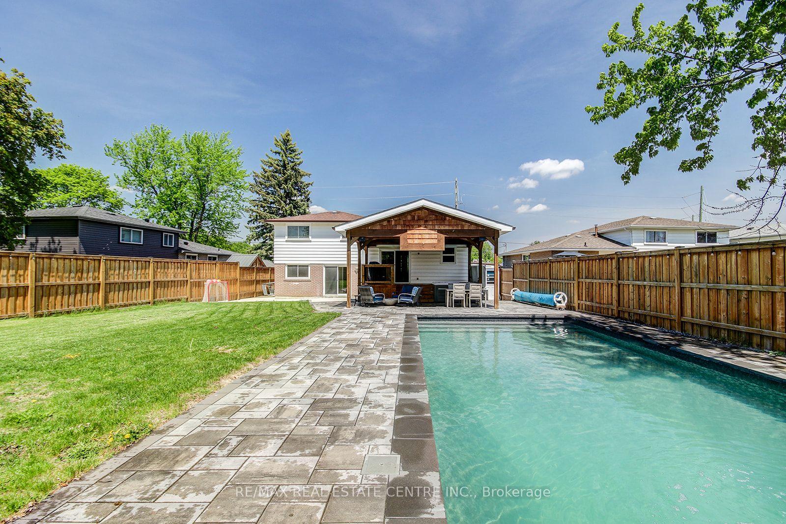 200 DELREX Boulevard, Halton Hills — Detached for sale, photo 1
