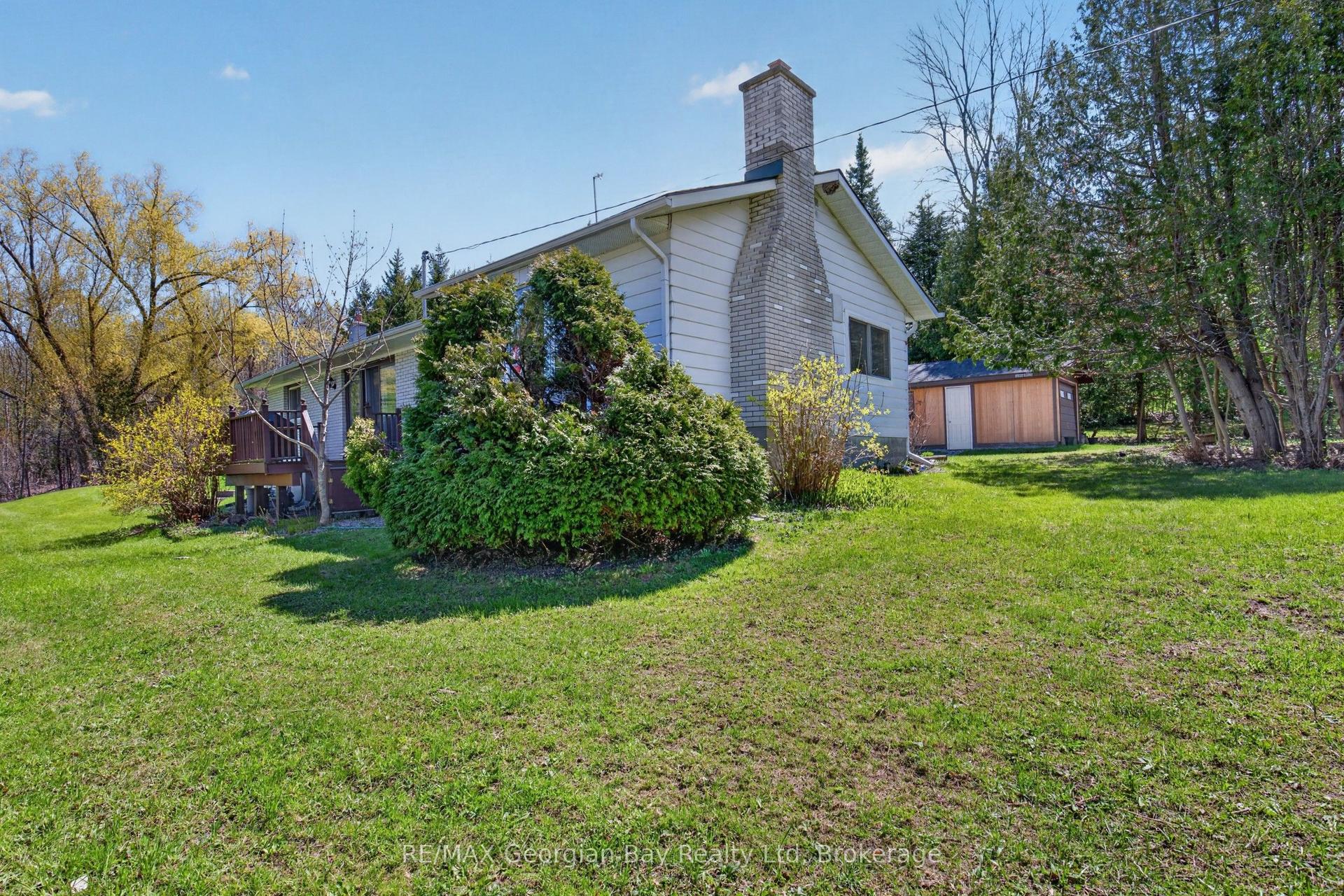2407 Rumney Road — photo 1