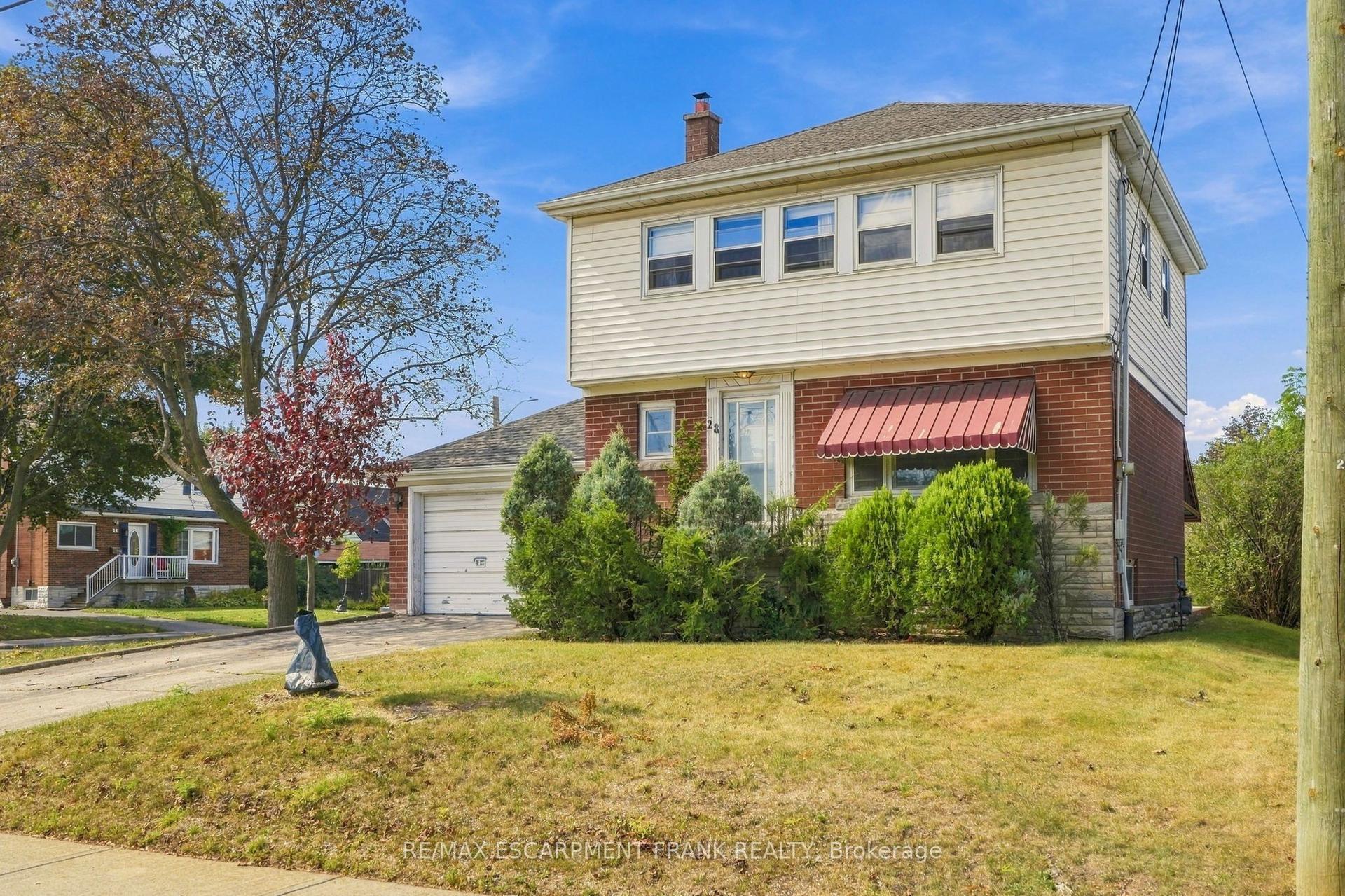 28 Green Meadow Road, Hamilton — Detached for sale, photo 1