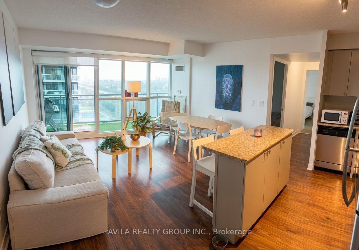 155 N Legion Road N 2108 #2108, Toronto — Condo for sale, photo 1