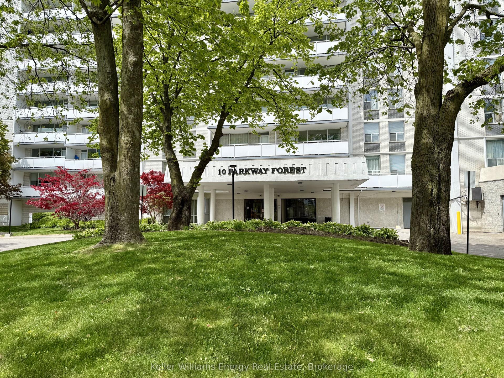 10 Parkway Forest Drive 1603 #1603 — photo 1