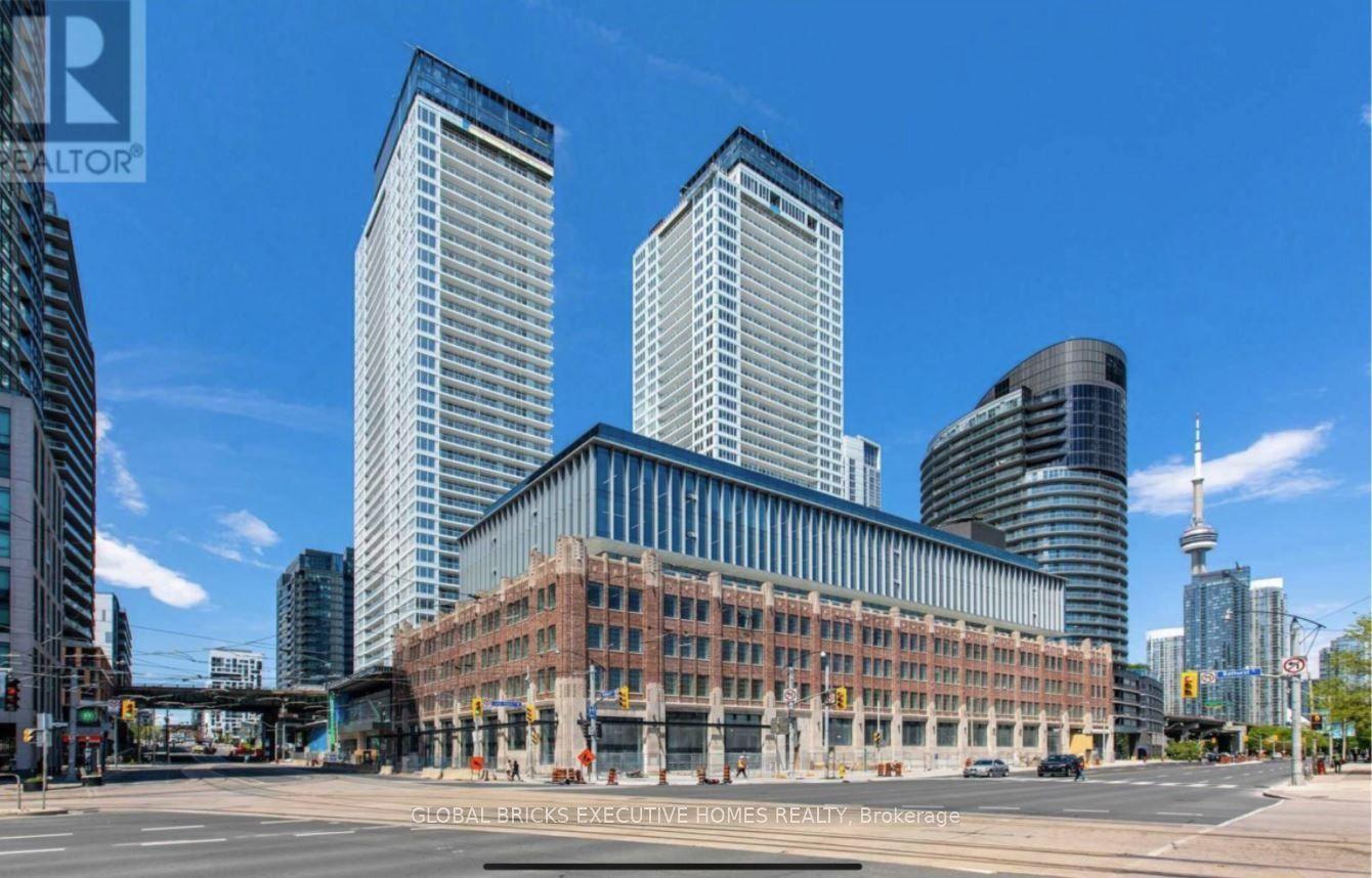 17 Bathurst Street 2206 #2206, Toronto — Condo for lease, photo 1