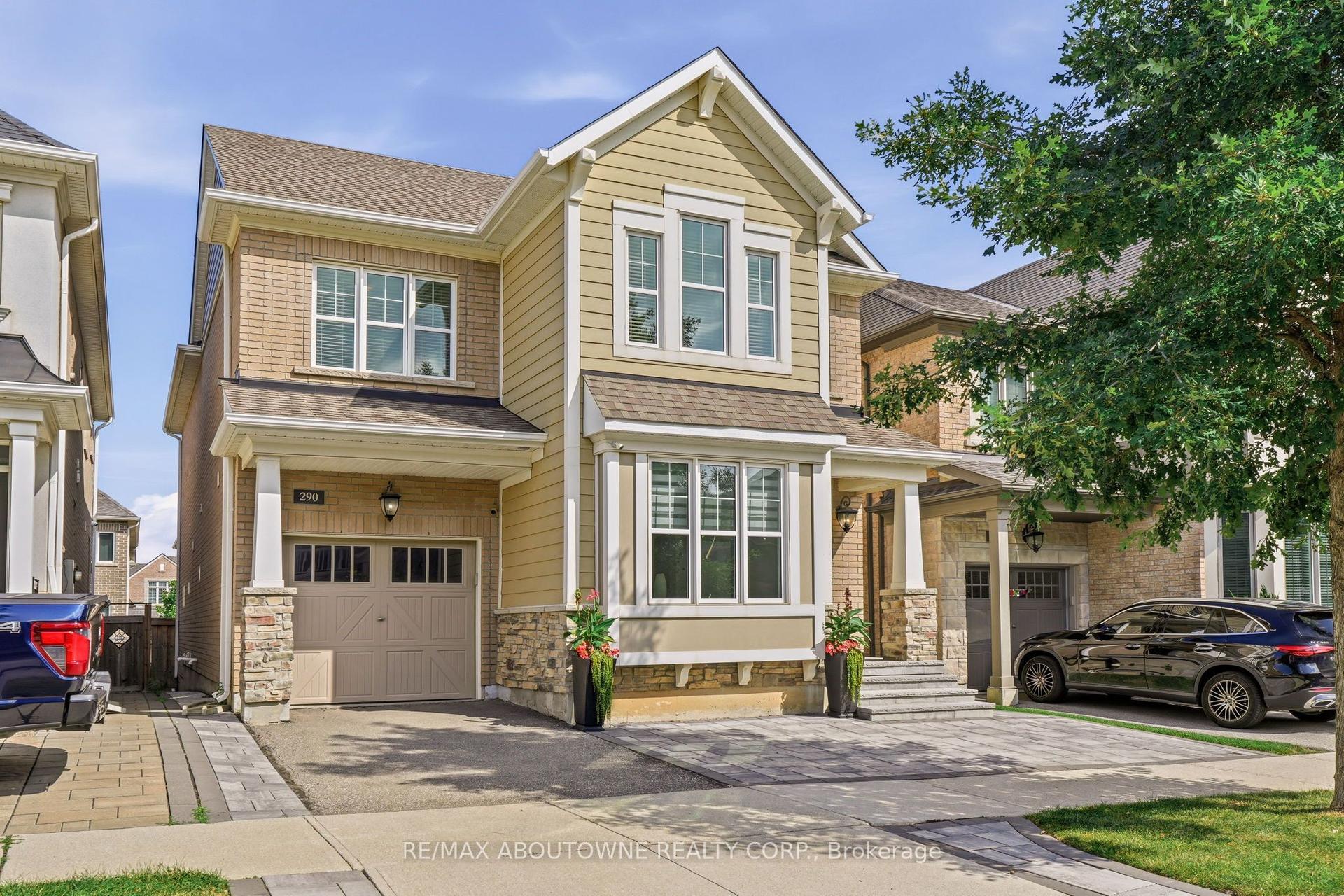 290 Wisteria Way, Oakville — Detached for sale, photo 1