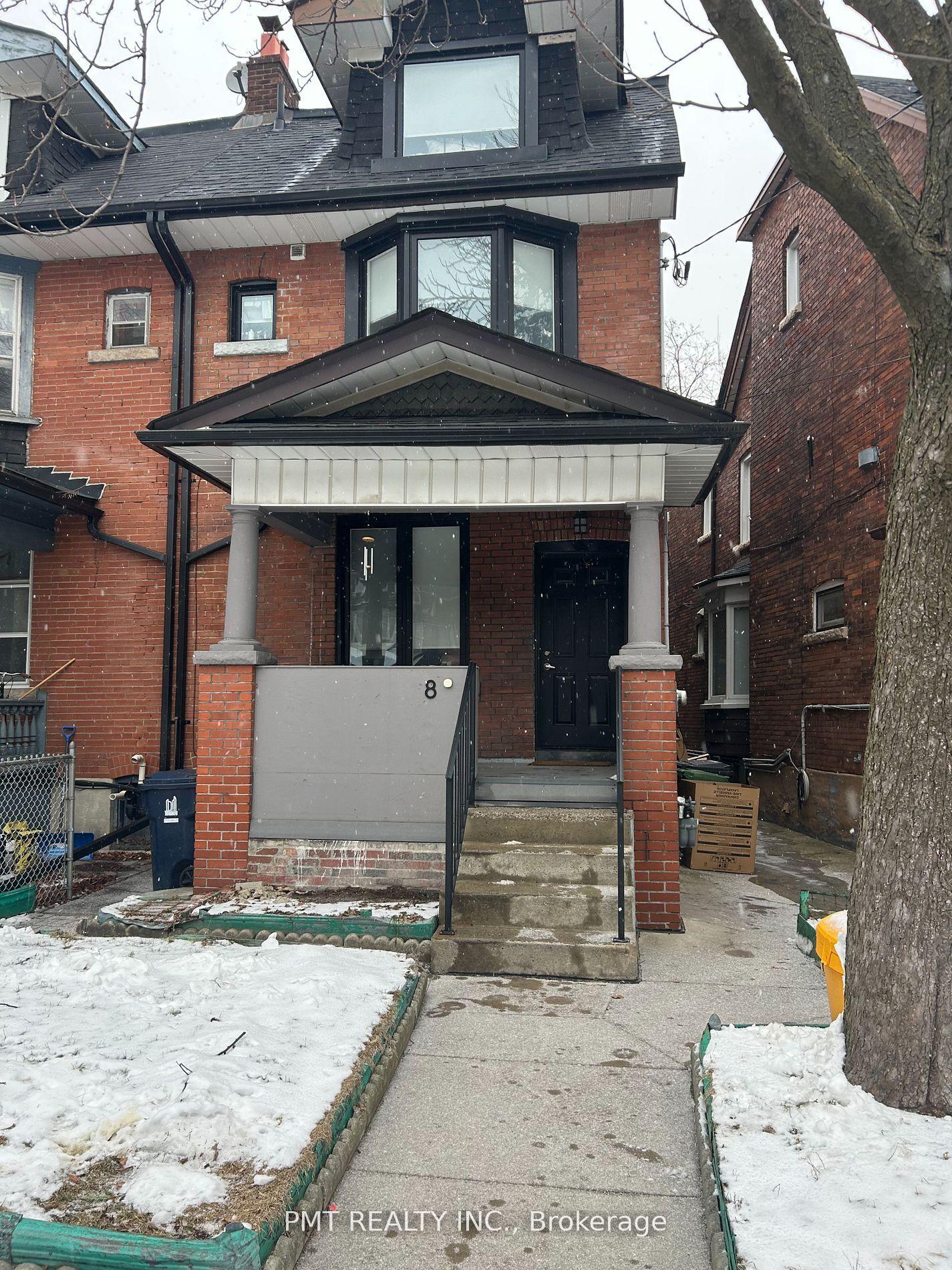 8 Rusholme Park Crescent Main #Main, Toronto — Semi-Detached for lease, photo 1