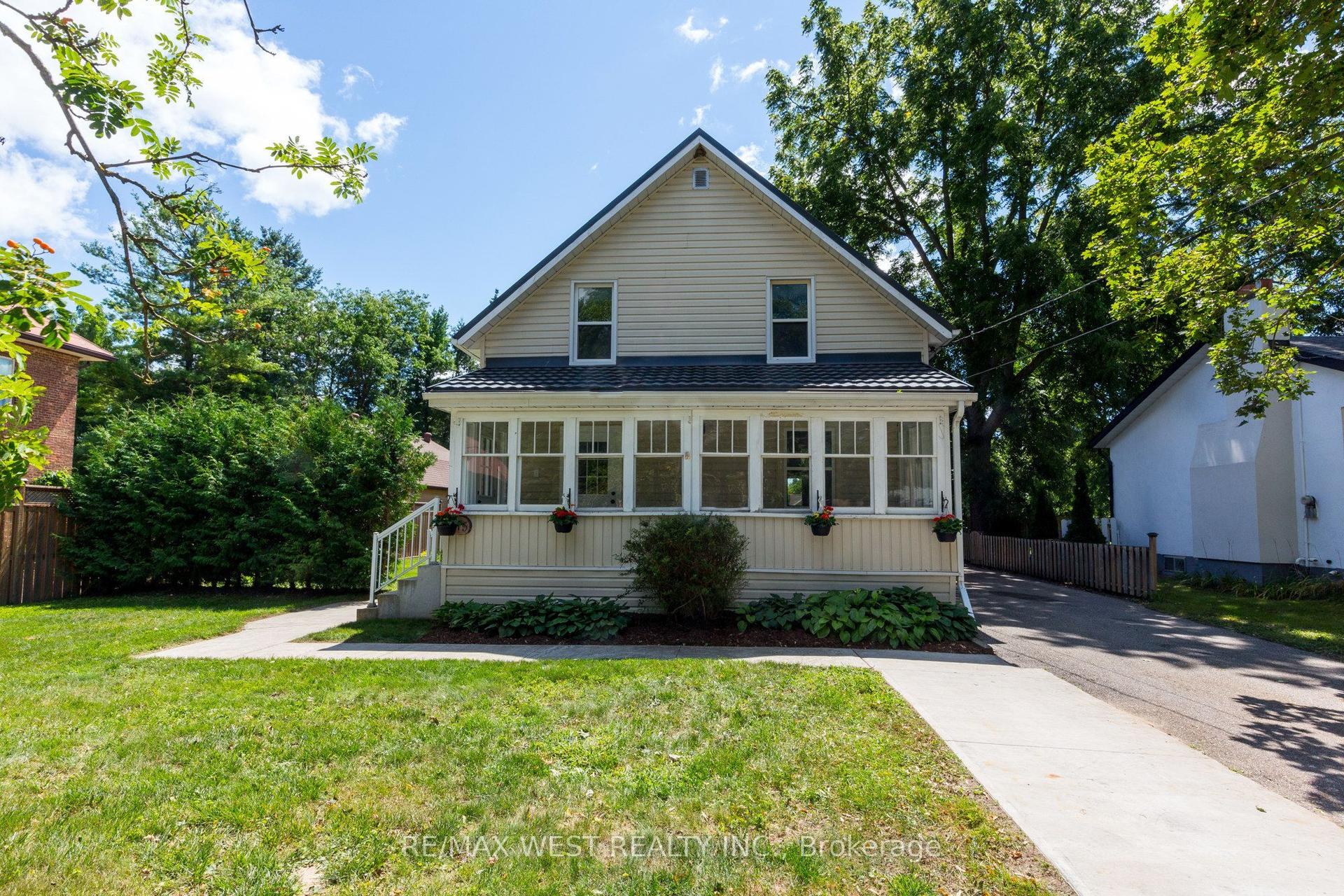 175 Wellington Street W, New Tecumseth — Detached for sale, photo 1