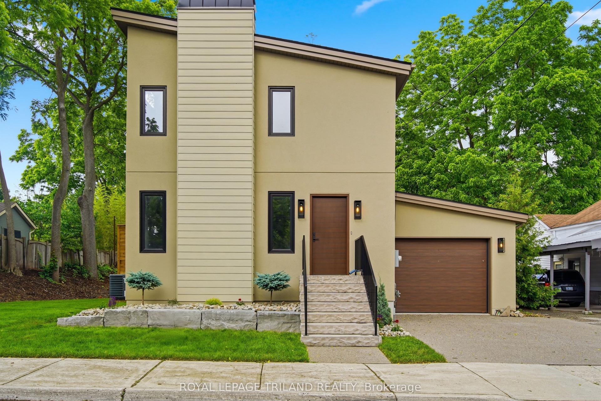 14 Lundy Lane, London South — Detached for sale, photo 1