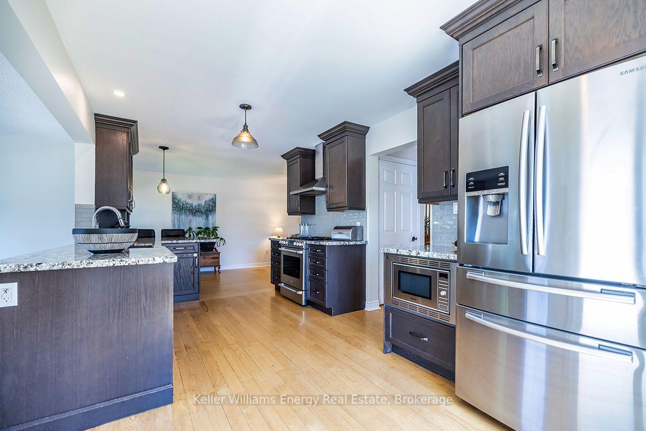 329 Challenger Court, Clarington — Detached for sale, photo 1