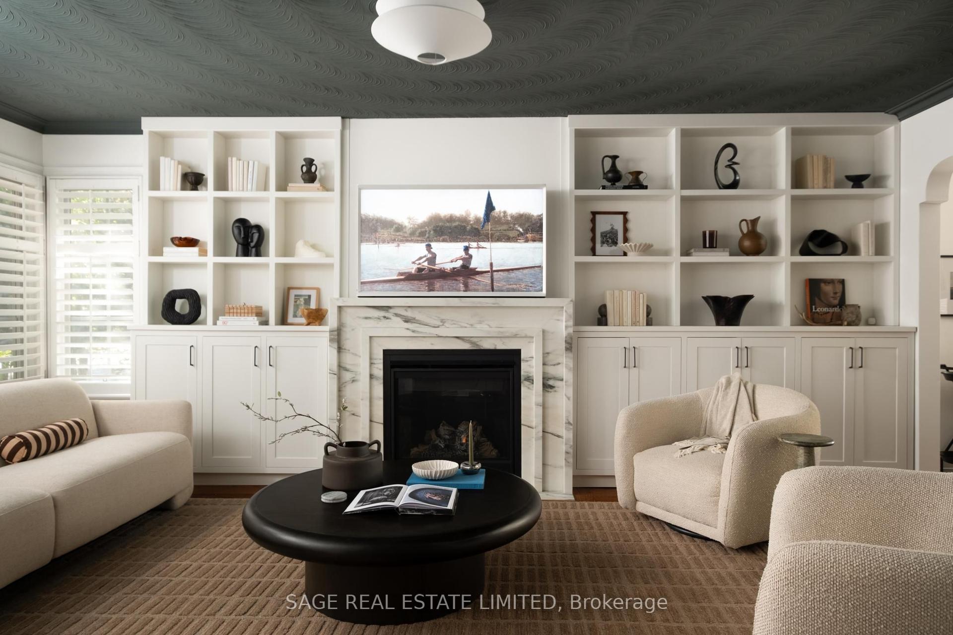 147 Thompson Avenue, Toronto — Detached for sale, photo 1