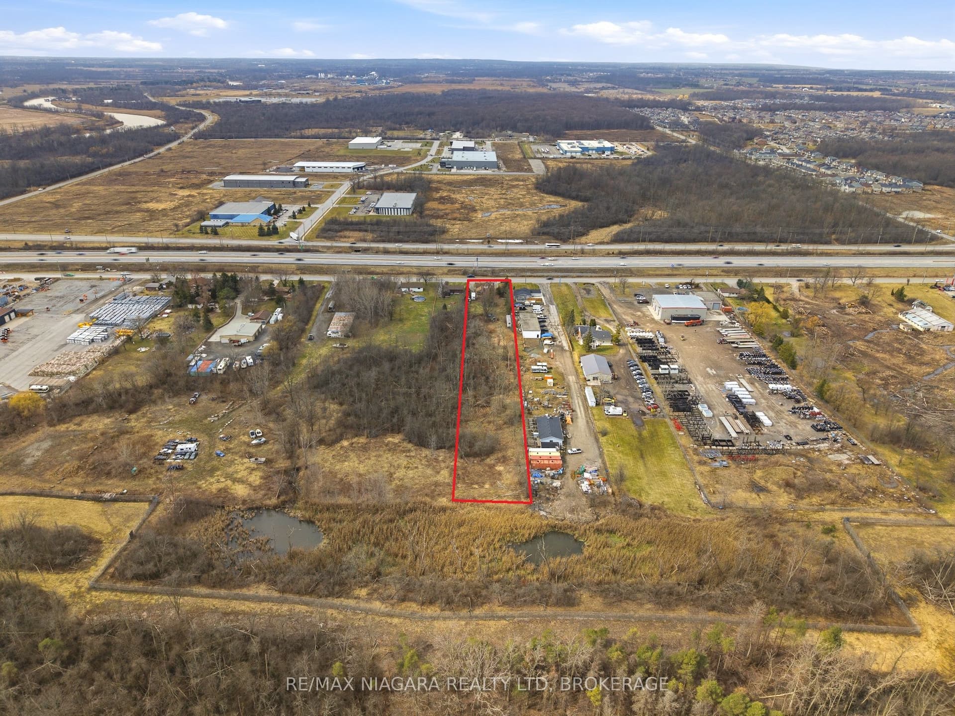 8356 Oakwood Drive — photo 1