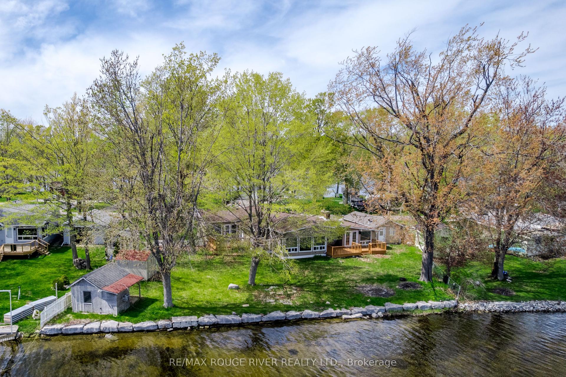 30 Edgewater Drive, Selwyn — Detached for sale, photo 1