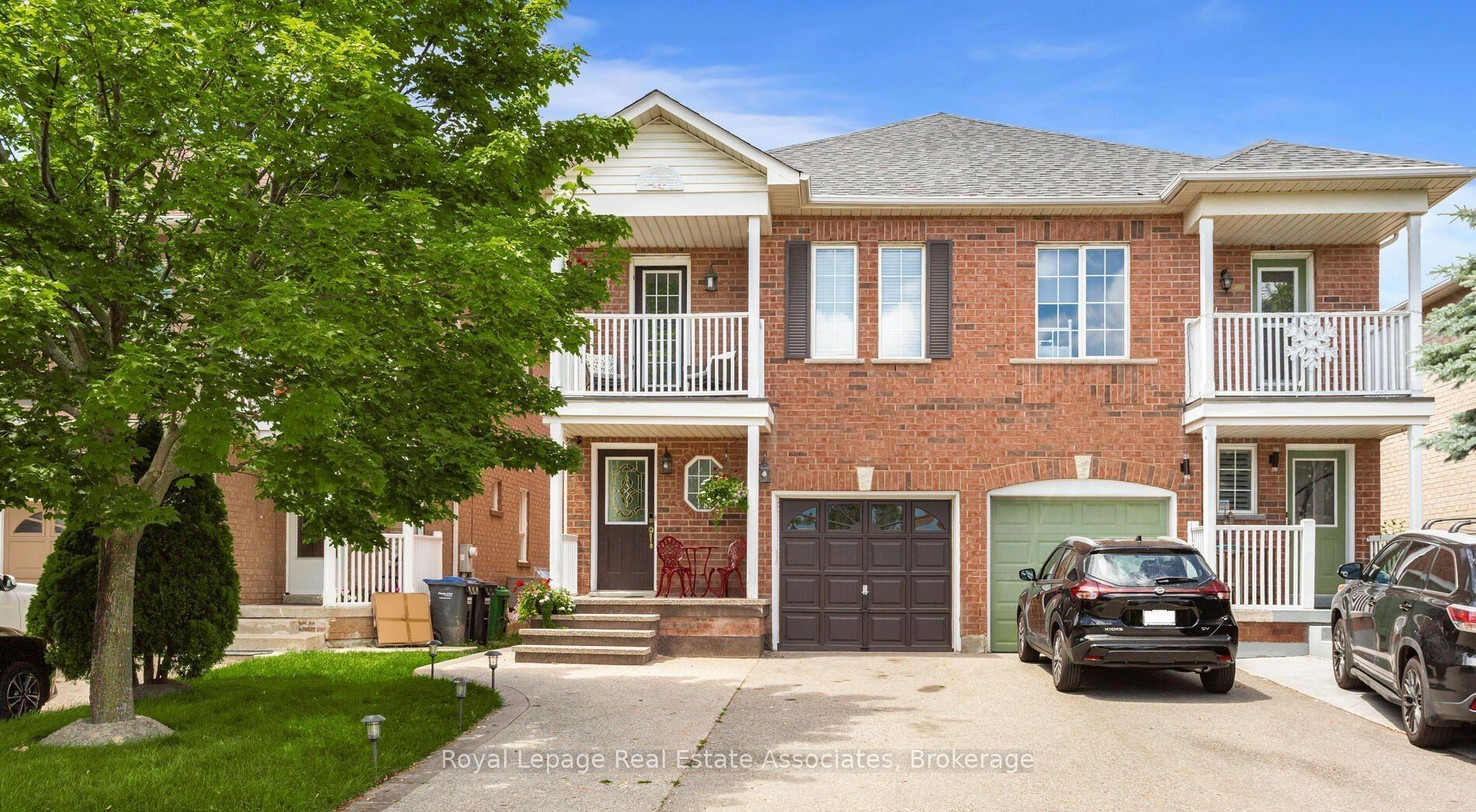 116 Lake Louise Drive Upper #Upper — photo 1