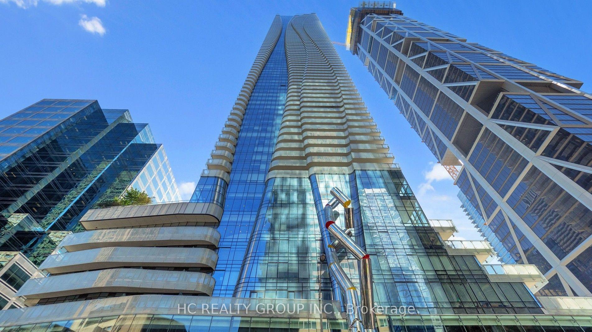 1 Bloor Street E 6209 #6209, Toronto — Condo for sale, photo 1