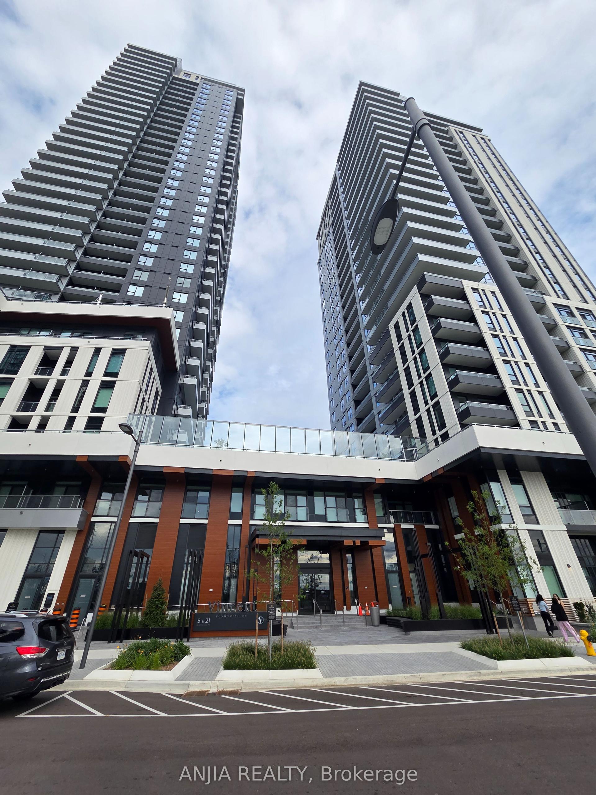 5 Meadowdale Road 1509 #1509, Vaughan — Condo for lease, photo 1