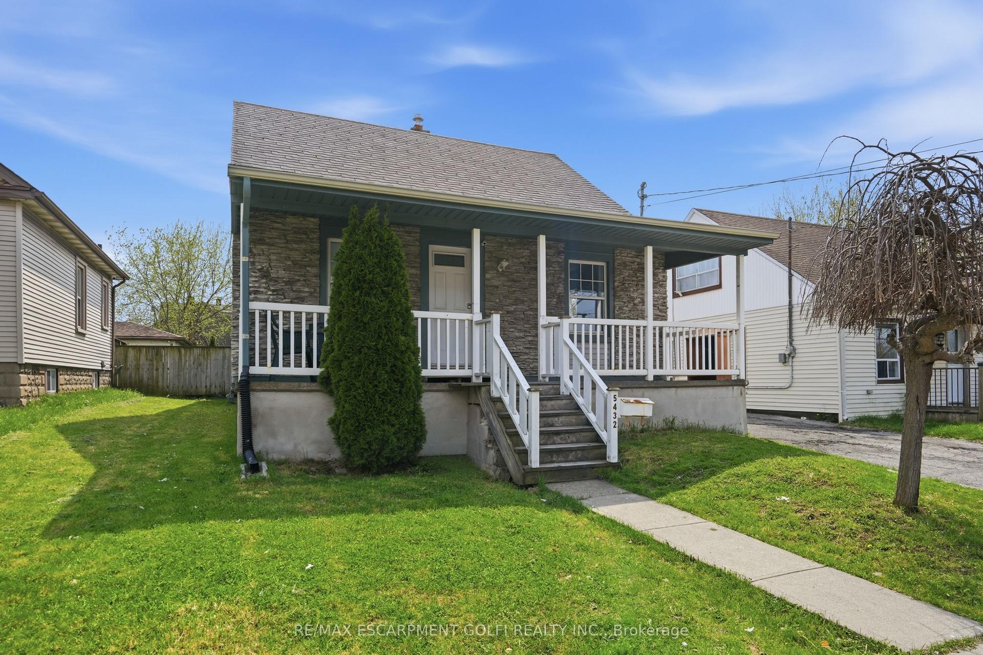 5432 MCRAE Street — photo 1