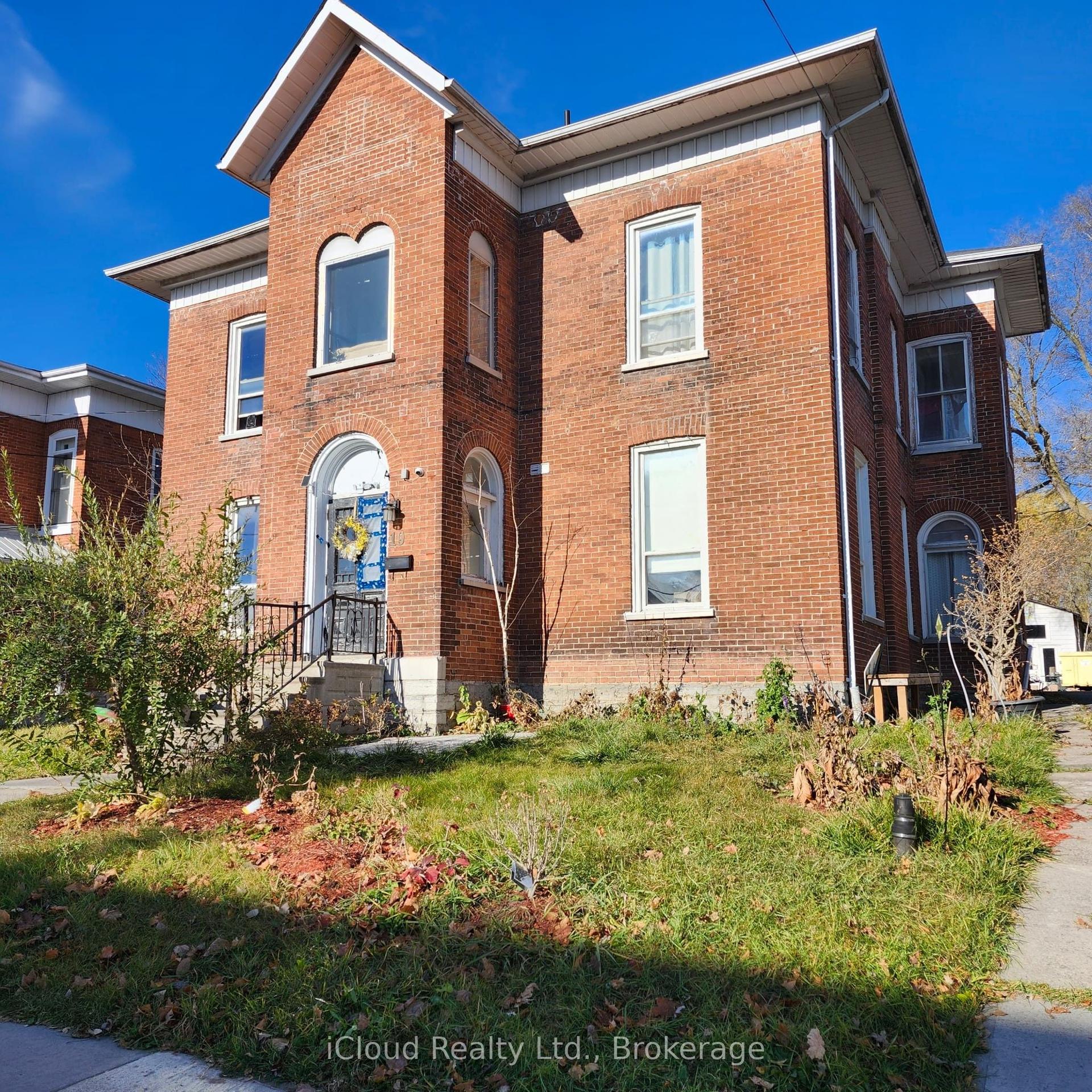 19 Bridge Street W, Greater Napanee — Multiplex for sale, photo 1