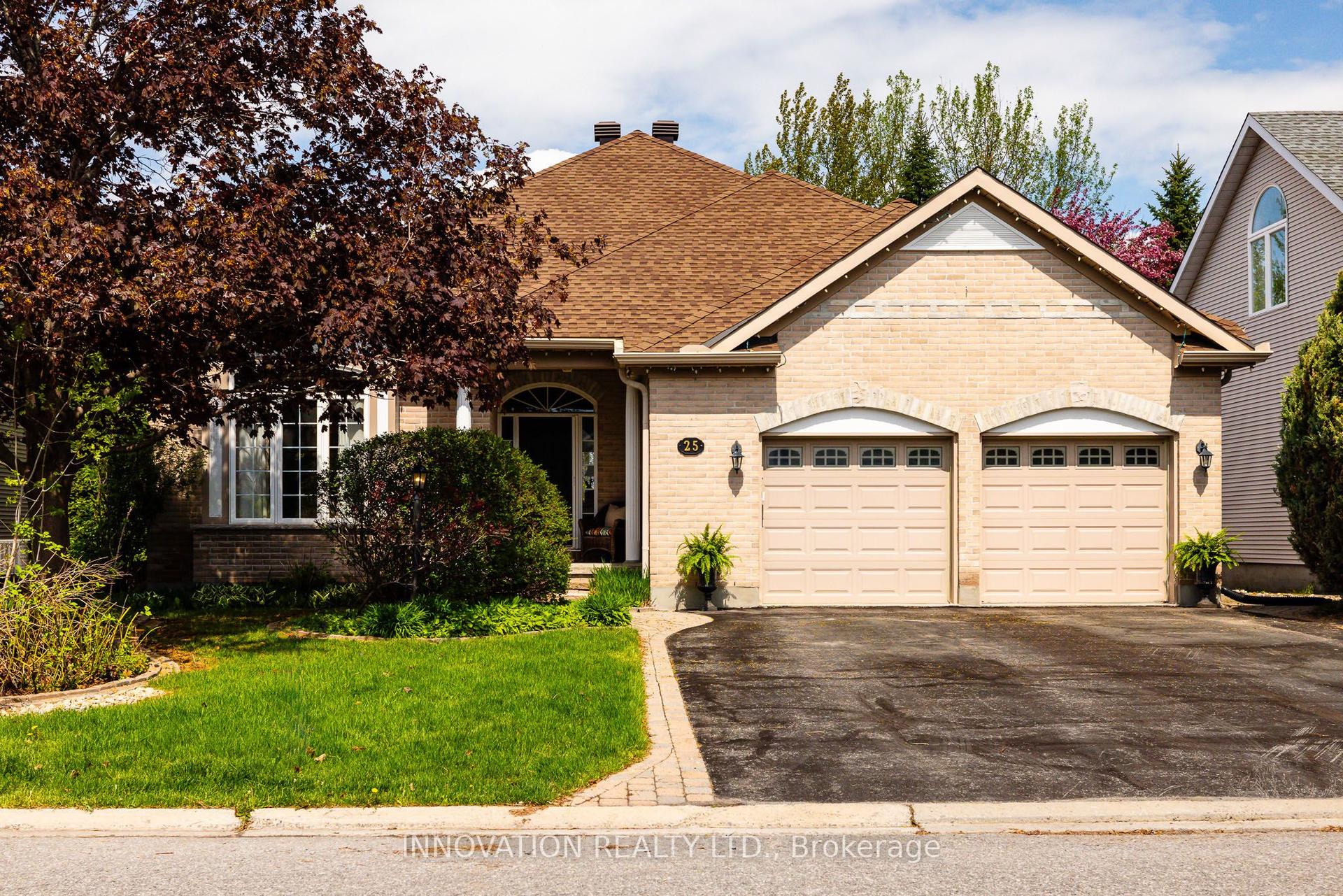 25 Kyle Avenue — photo 1